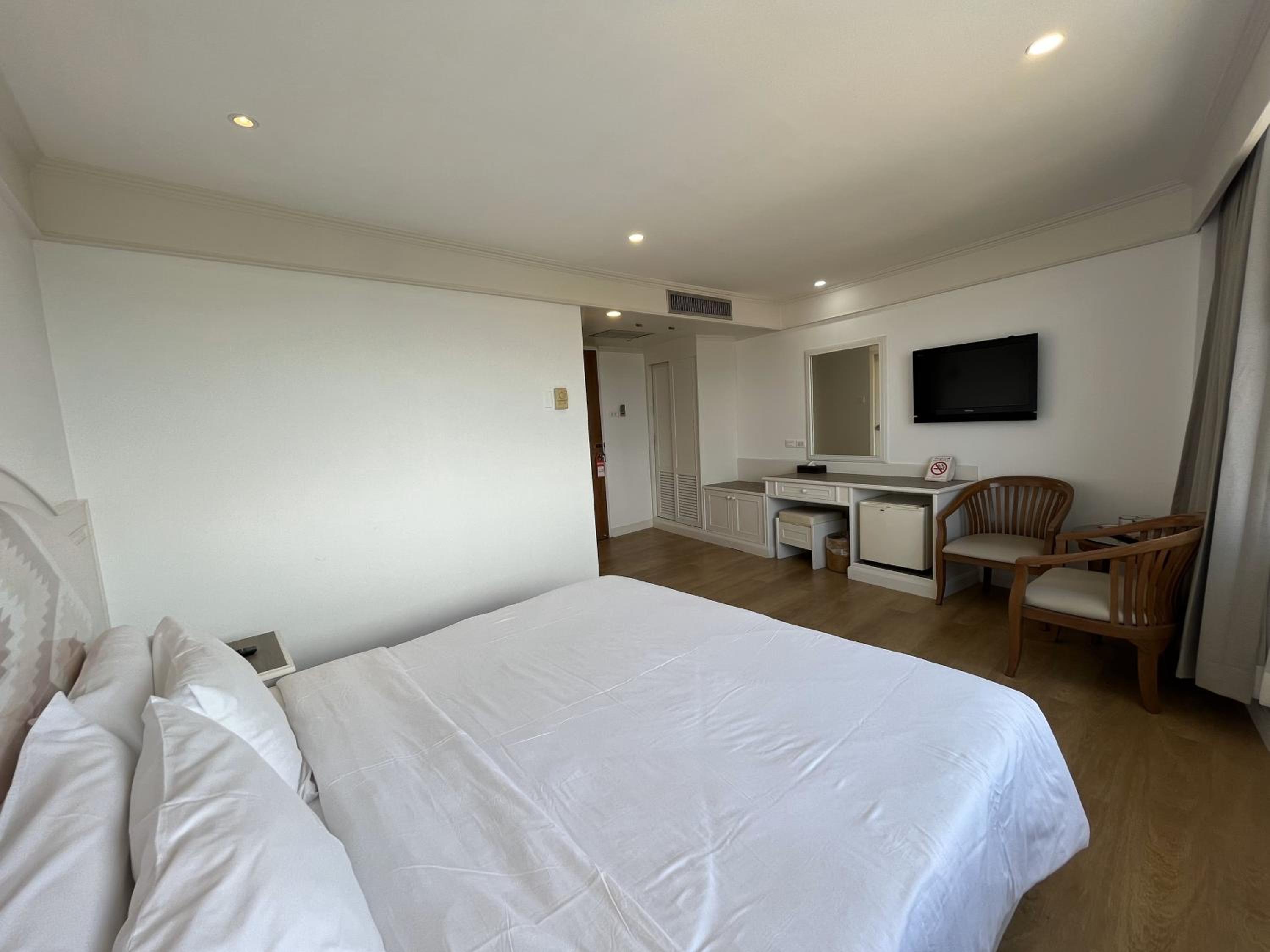 Deluxe Double Room photo 2