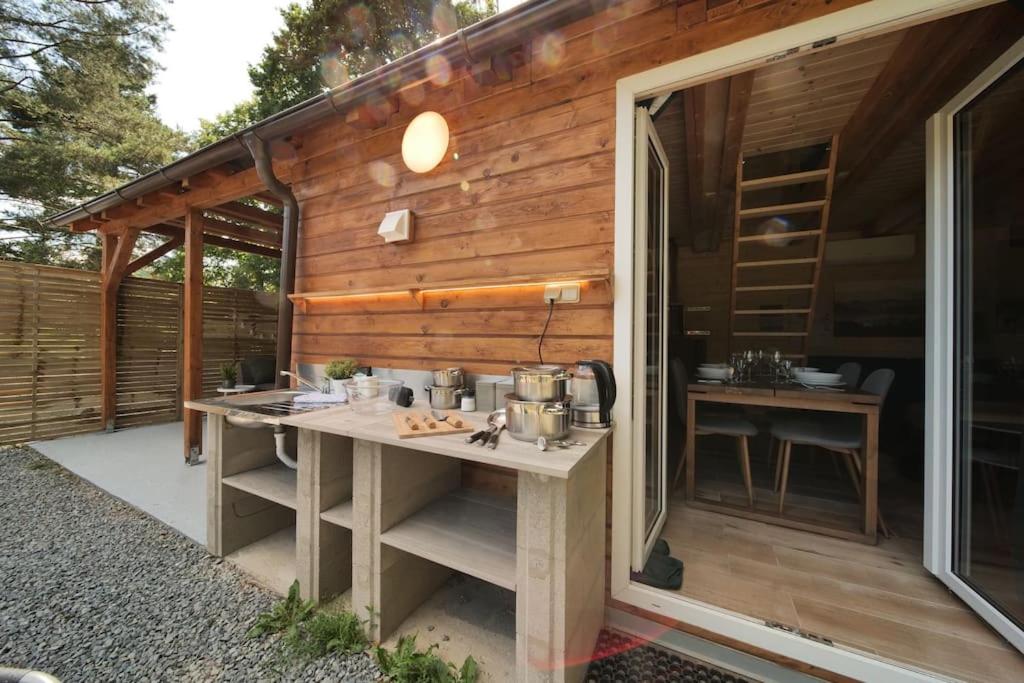 One-Bedroom House photo 3