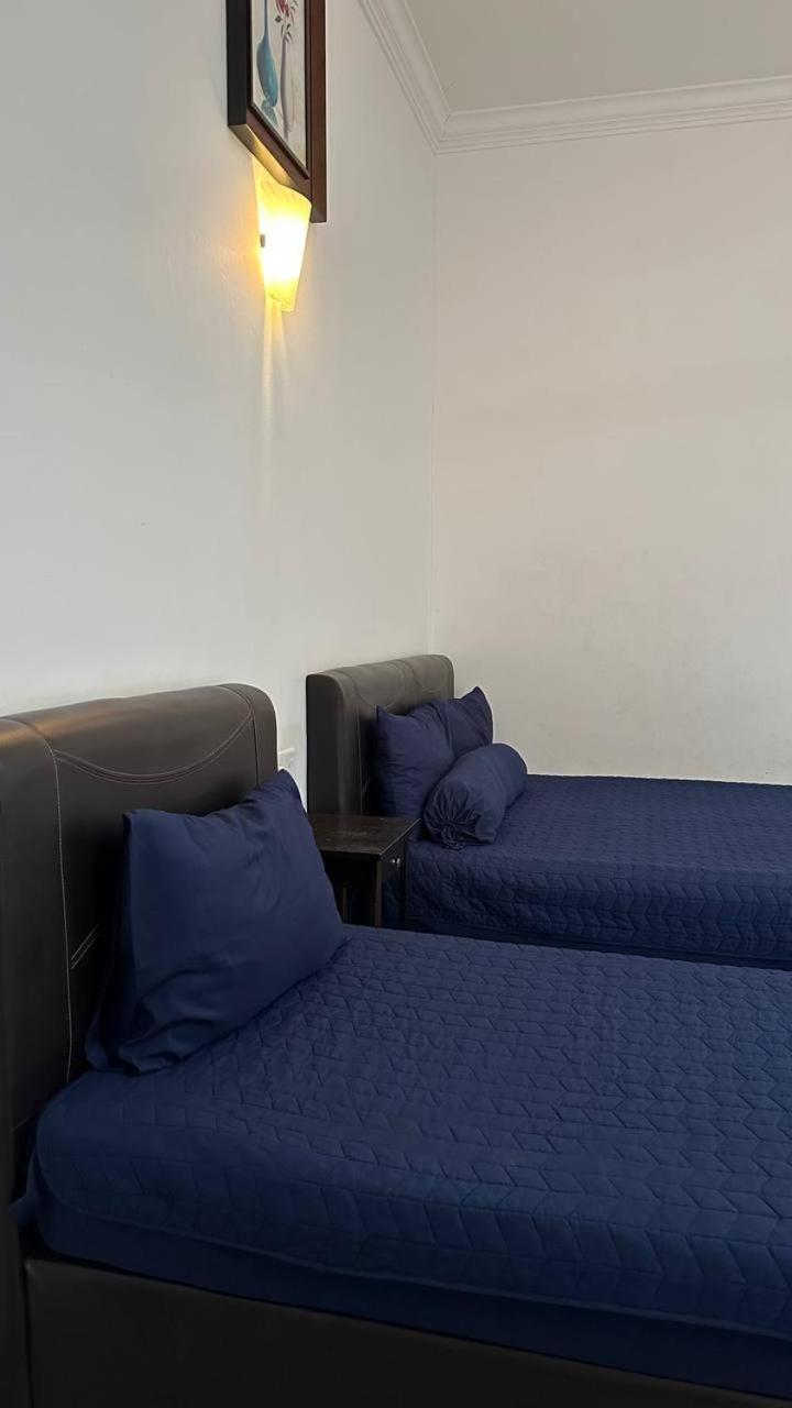 Triple Room - Photo 12