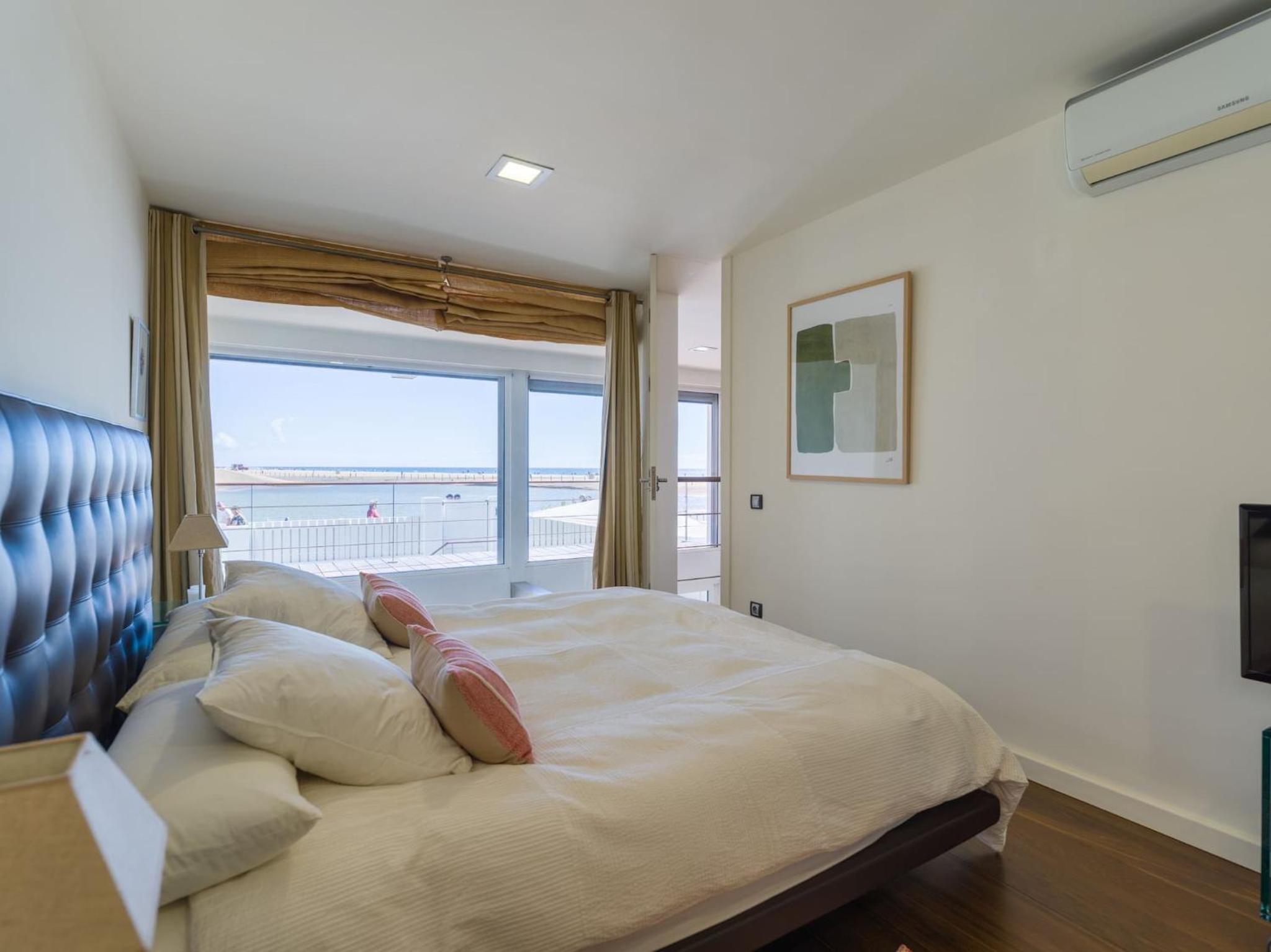 Villa - Beach Front