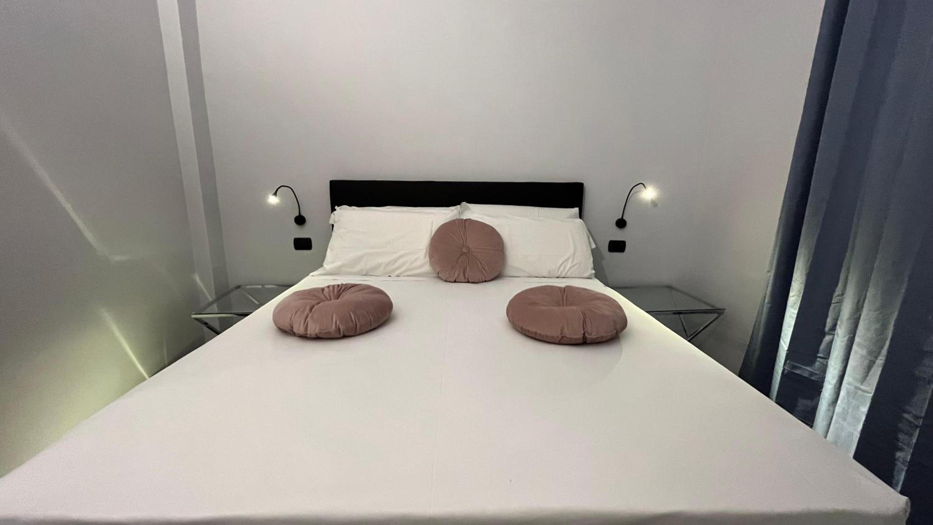 Double Room with Private Bathroom photo 3
