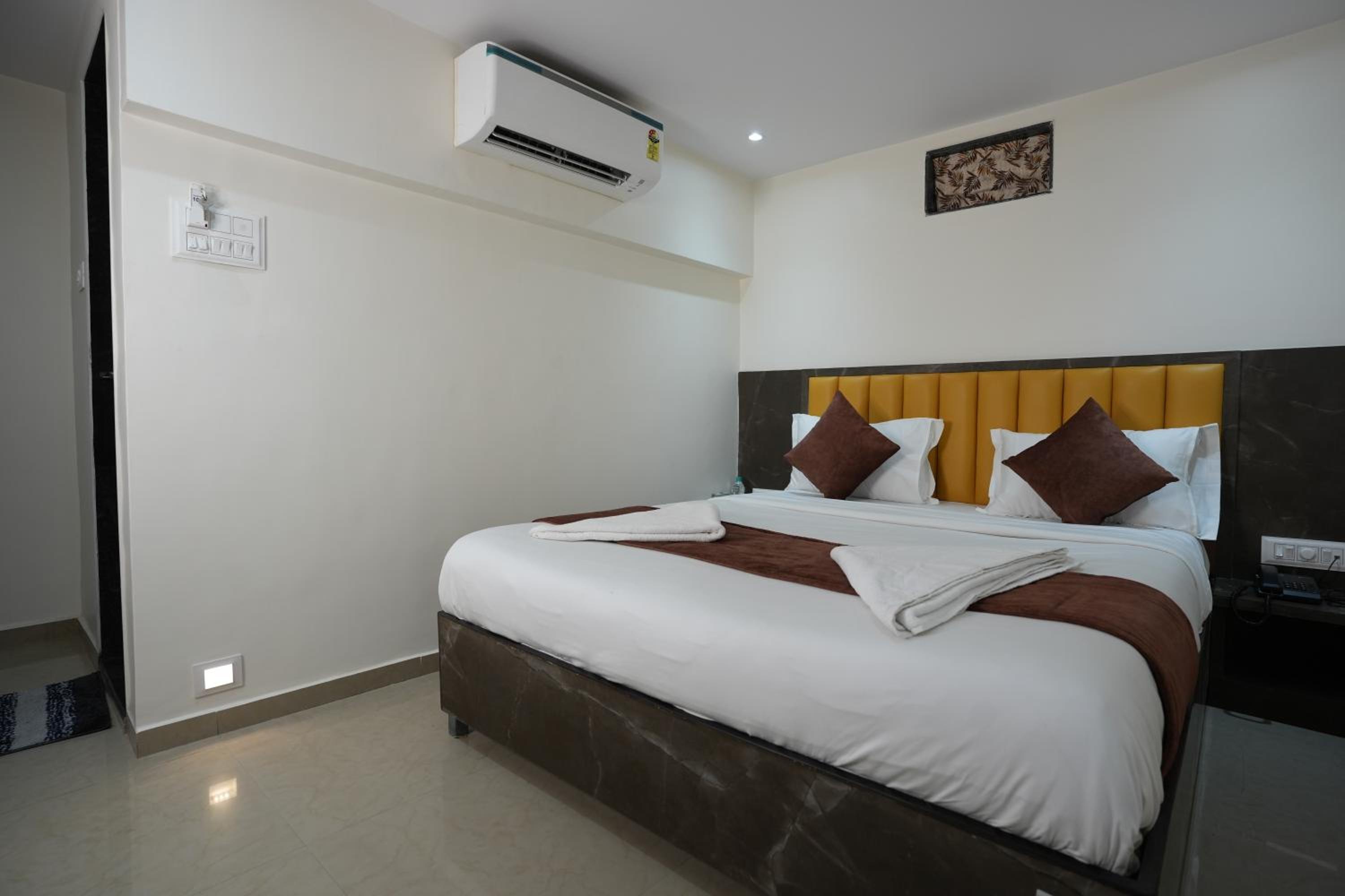 Small Double Room photo 3