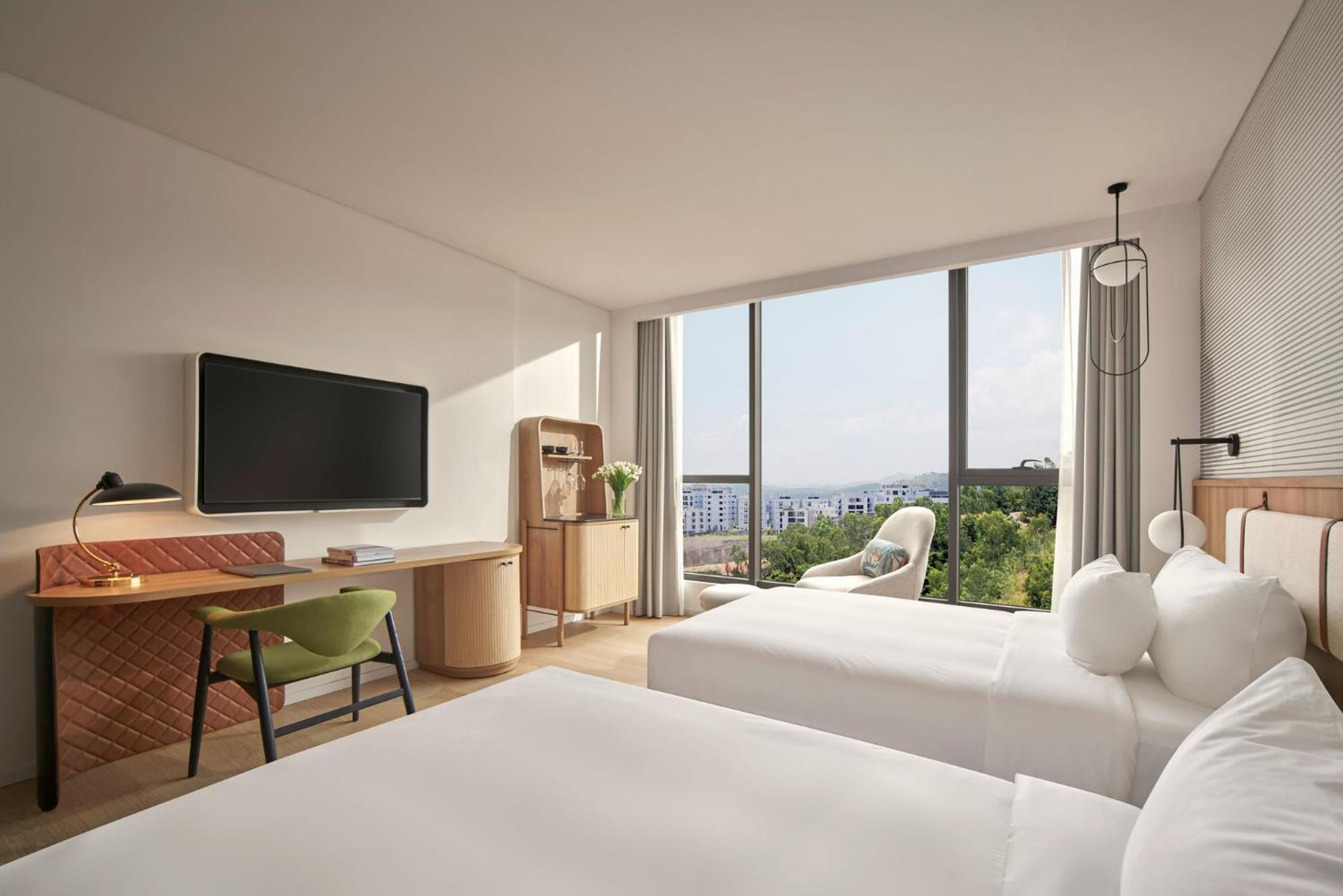 Deluxe Twin Room - Photo 2