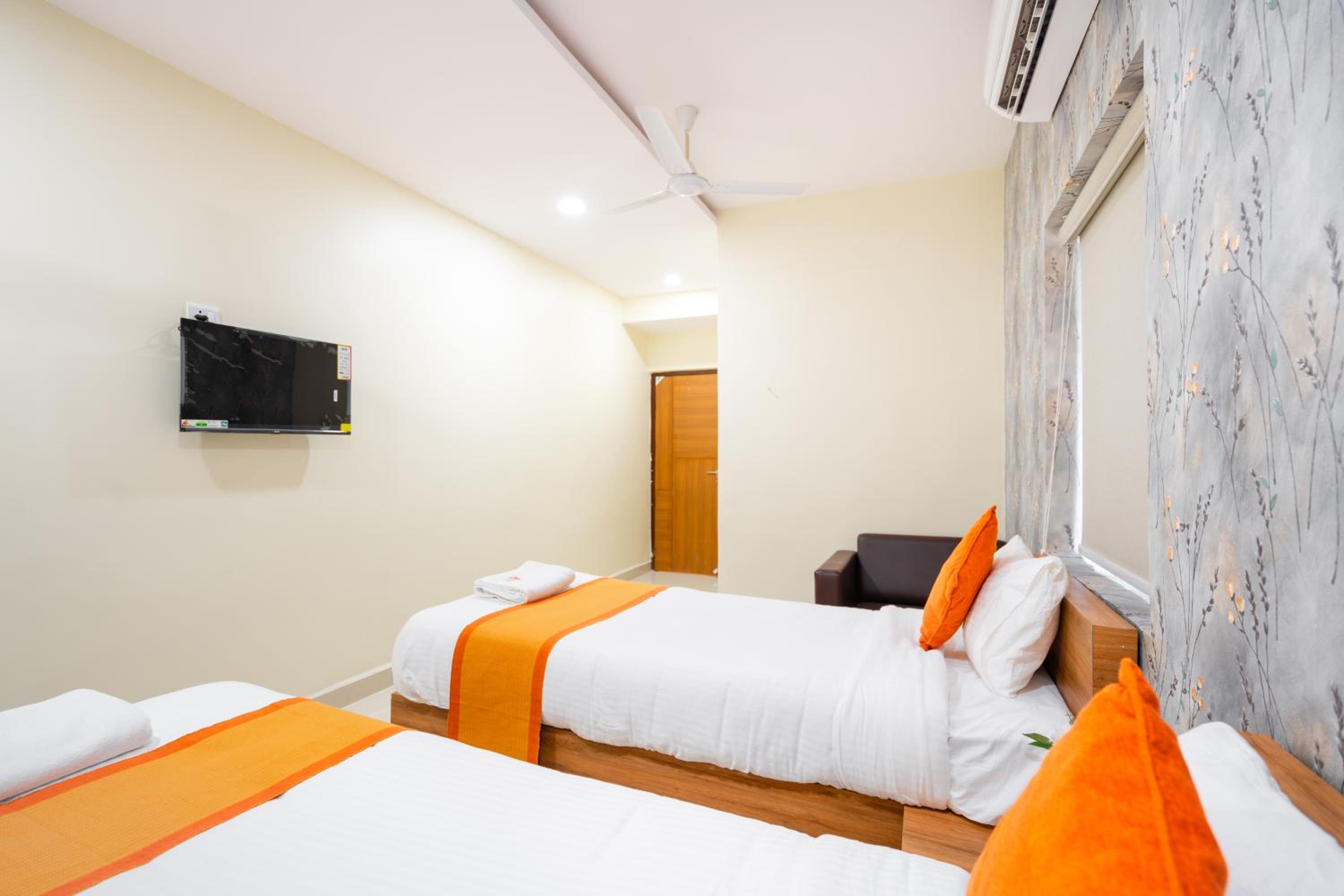 Superior Twin Room - Photo 4