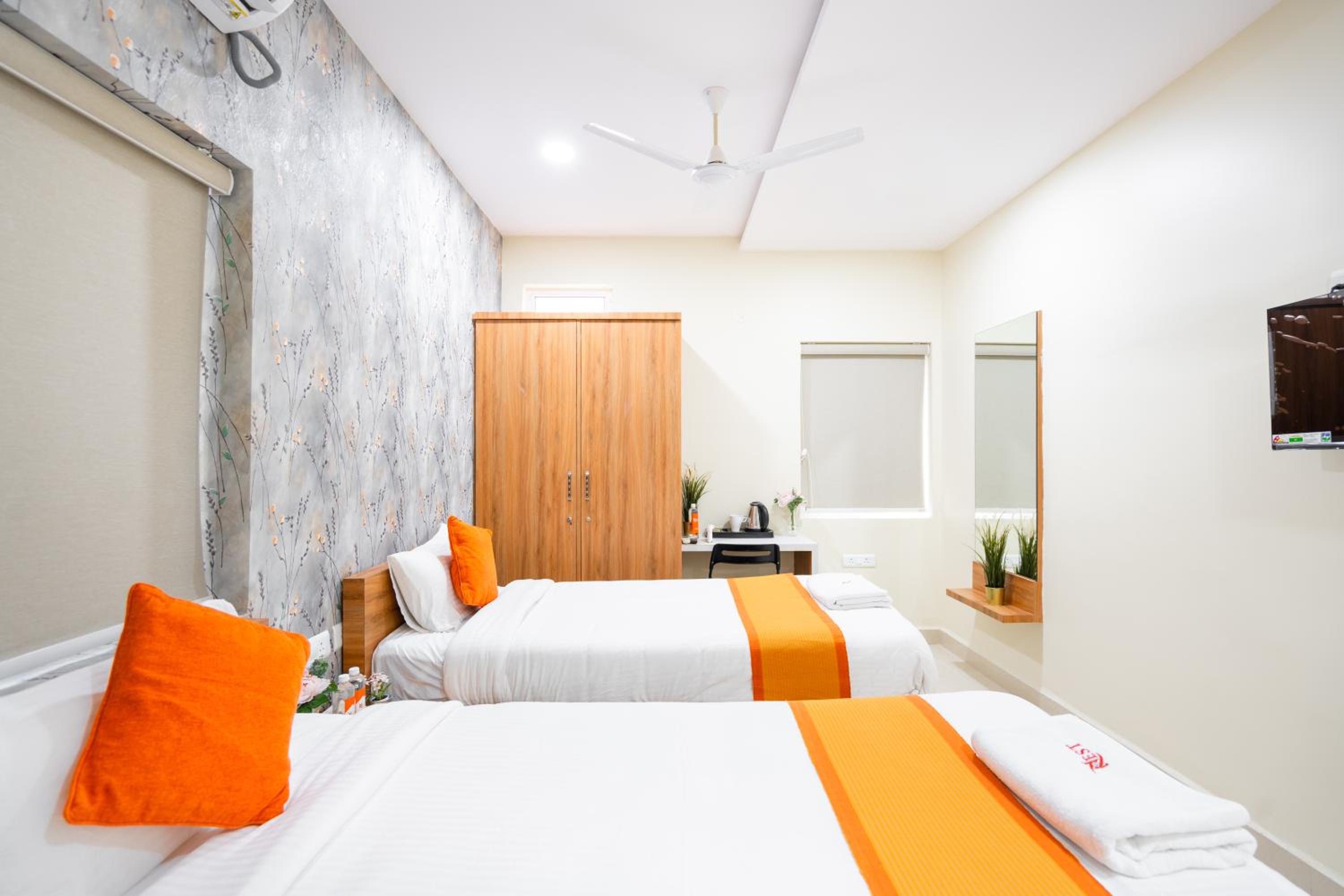 Superior Twin Room - Photo 3