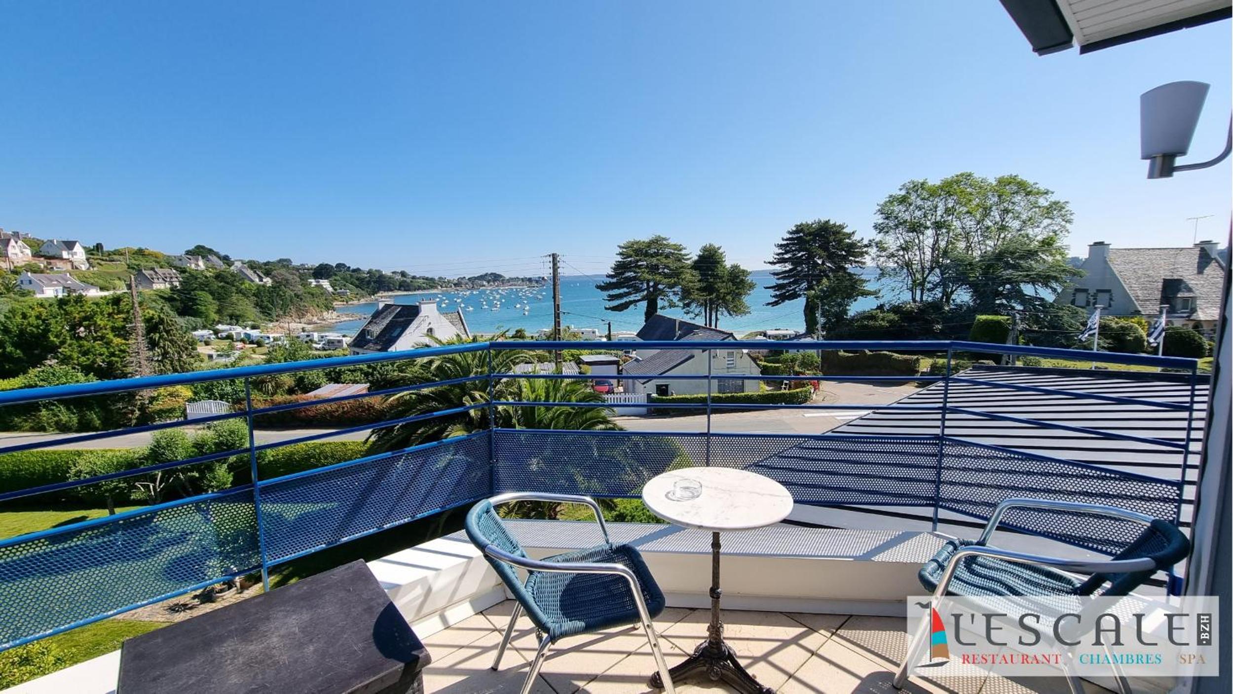 Double Room with Balcony and Sea View