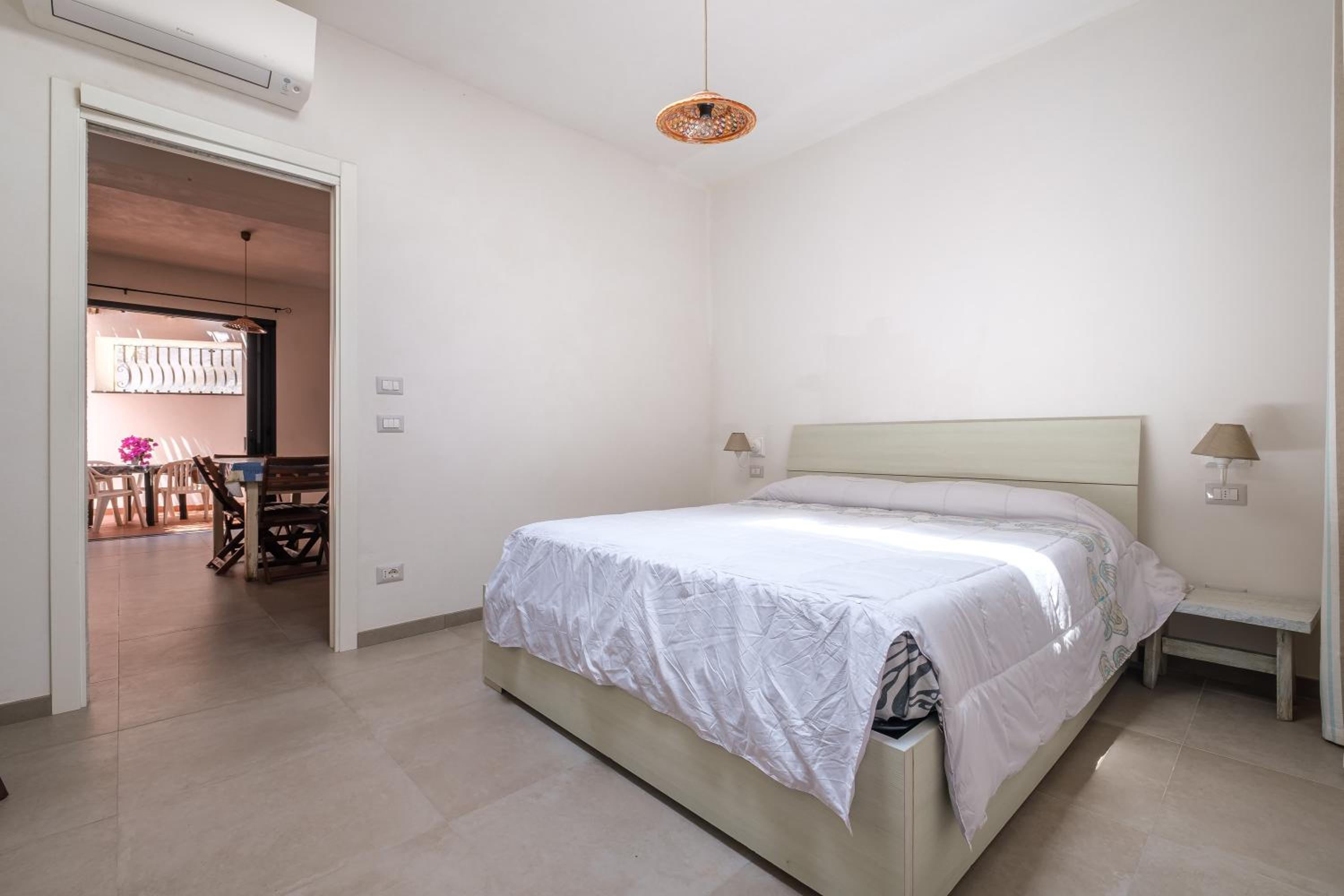 Superior One-Bedroom Apartment