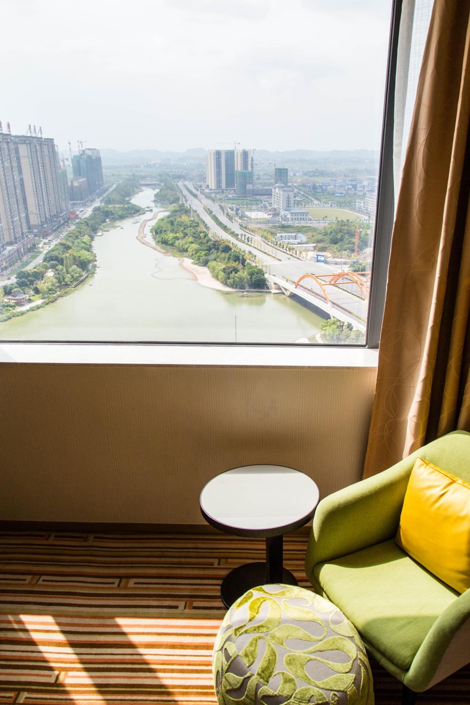 Business Deluxe King Room