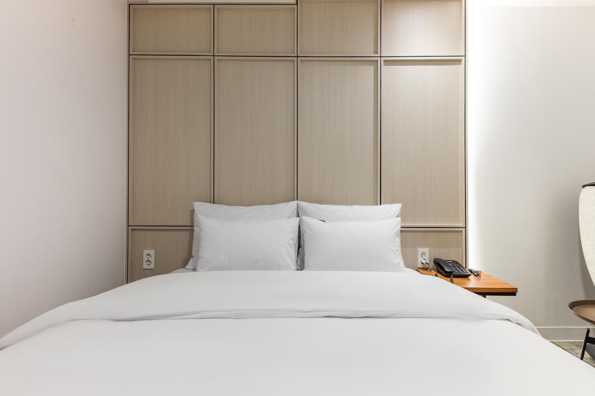 Double Room - Photo 2