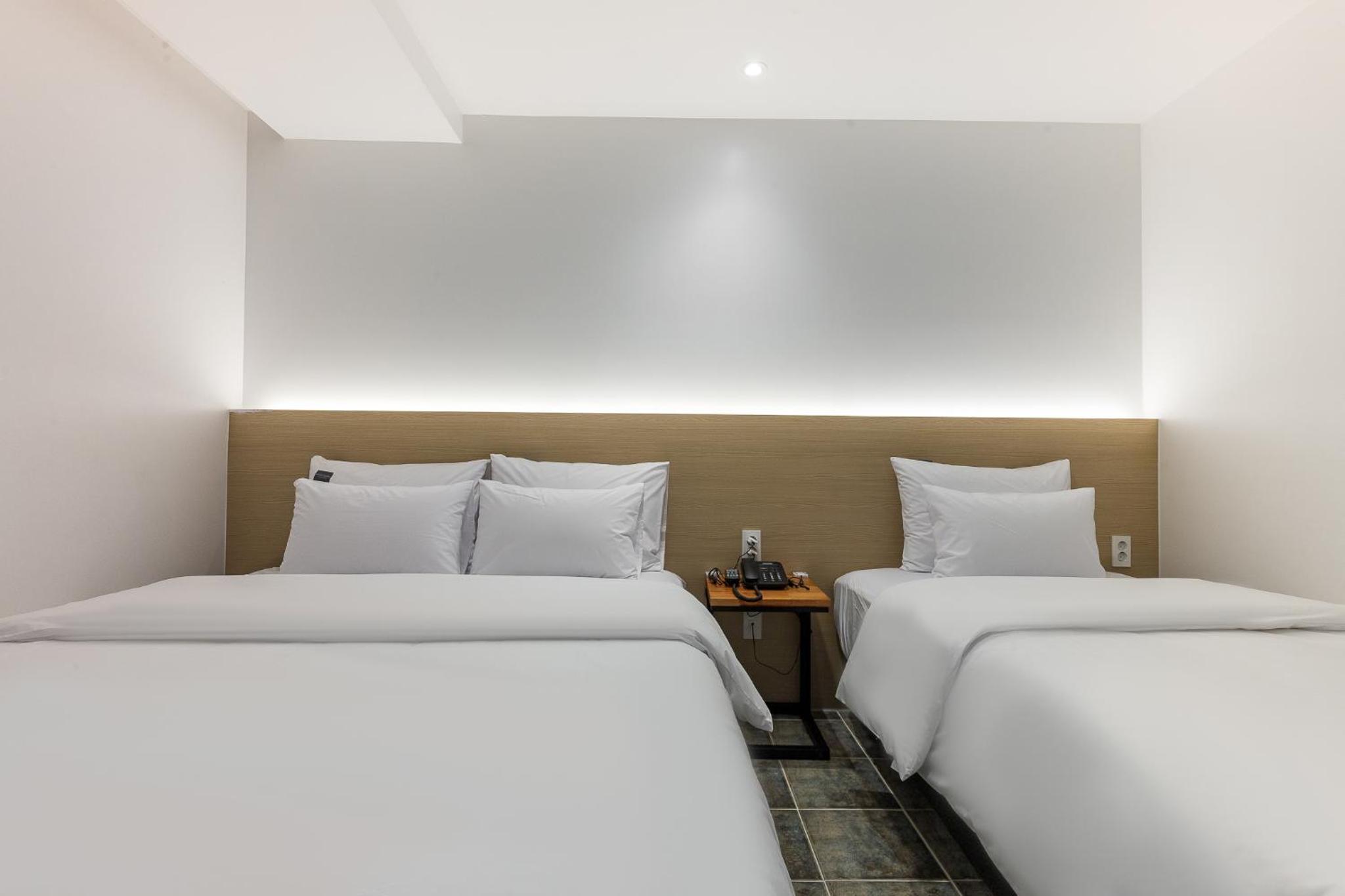 Twin Room photo 2