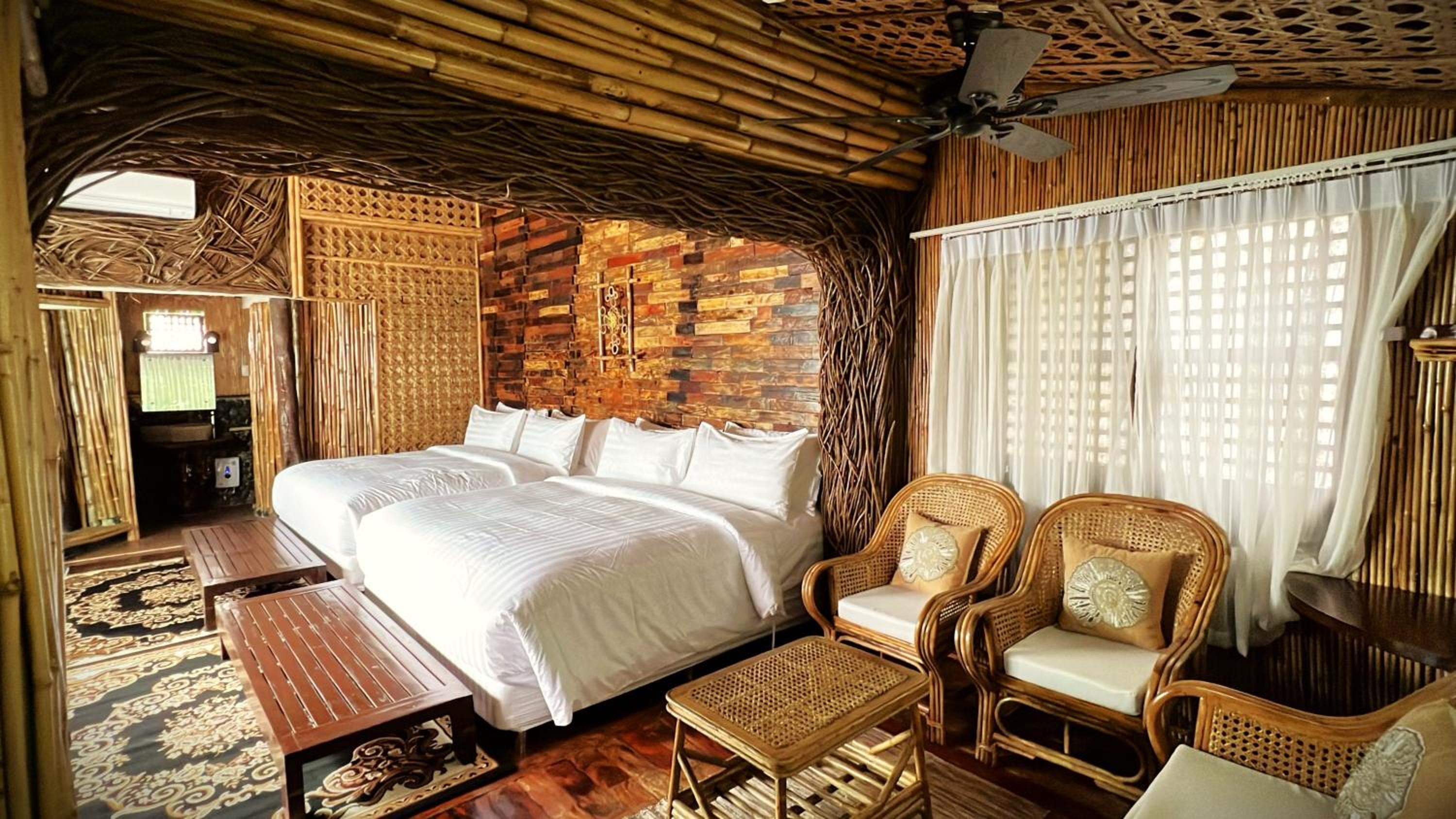 Deluxe Queen Room photo 1