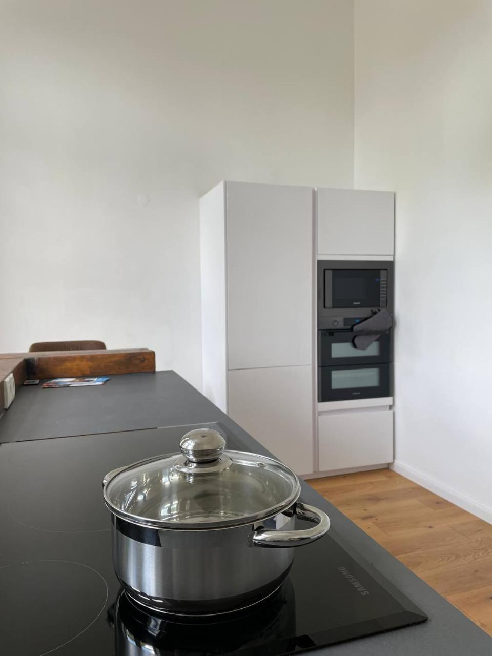 Three-Bedroom Apartment - Photo 22