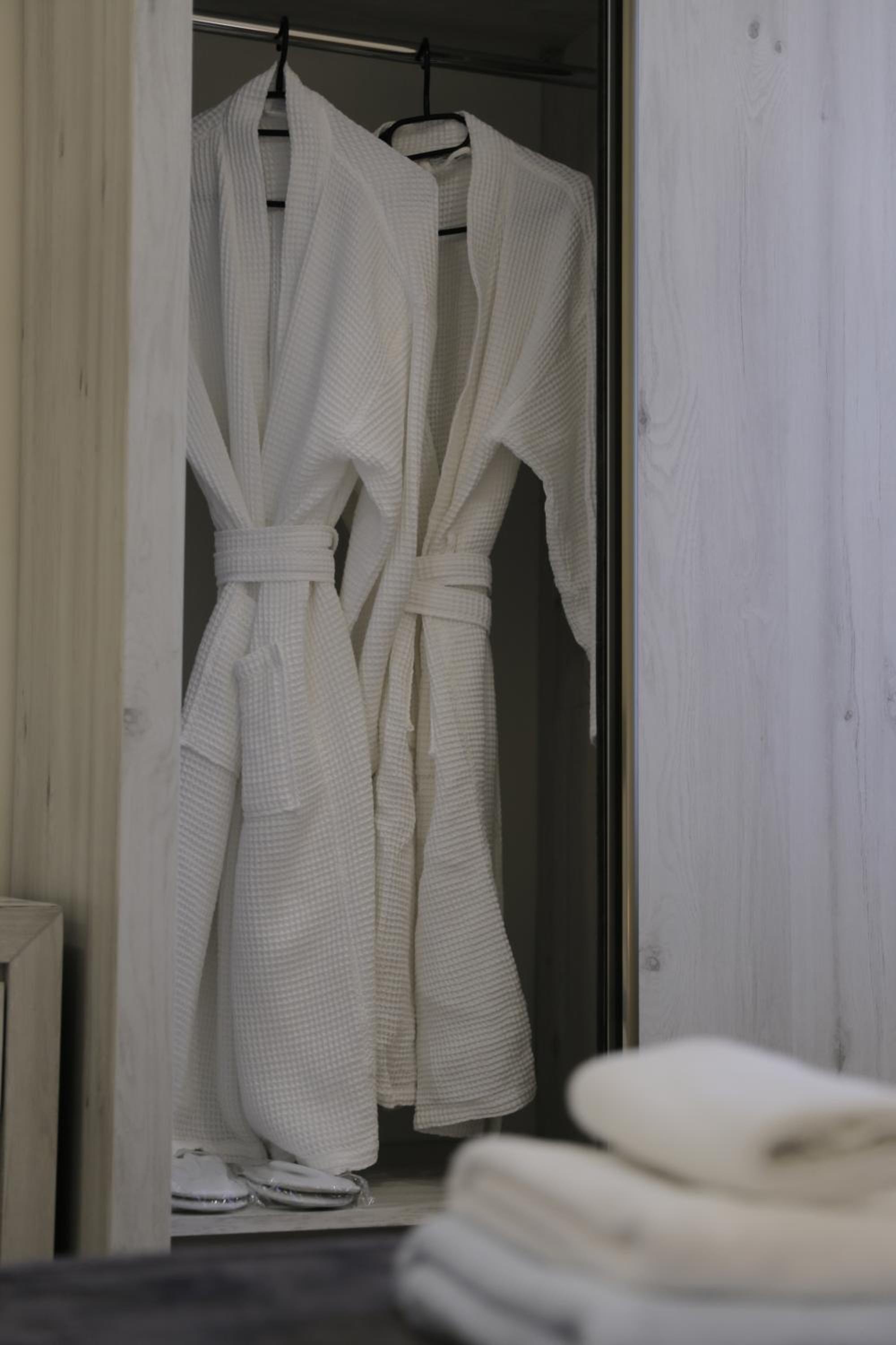 Double or Twin Room photo 3