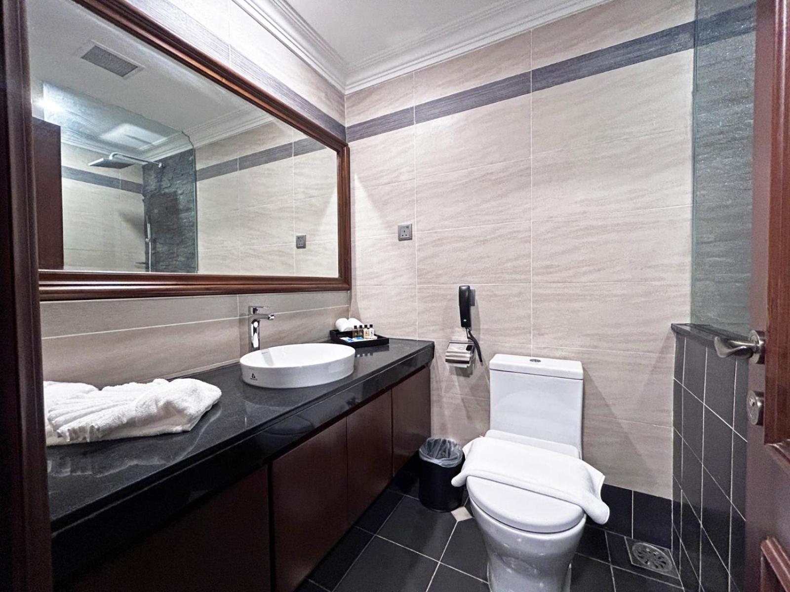 Junior Suite Twin - Photo 18