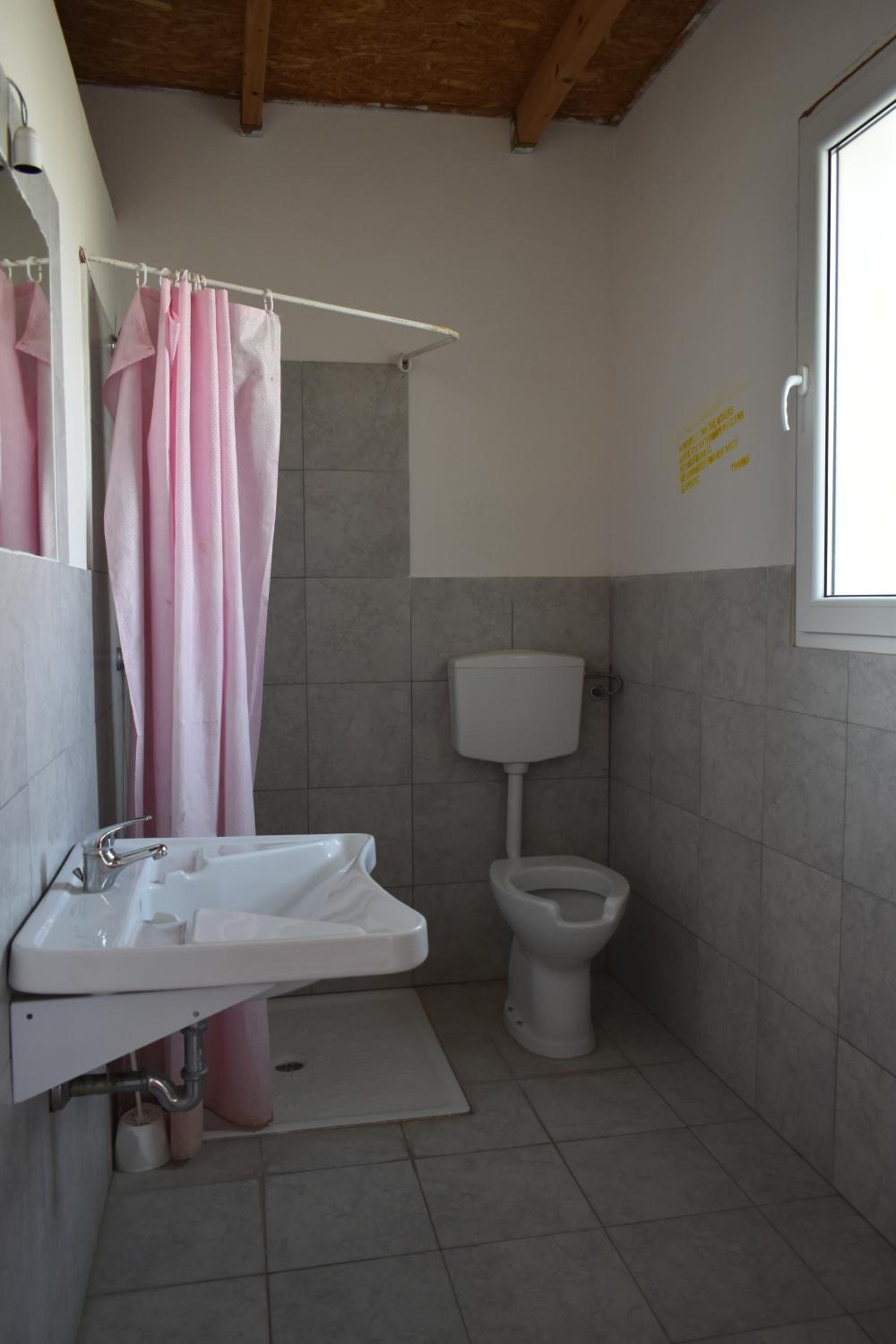 Single Bed in Male Dormitory Room photo 3