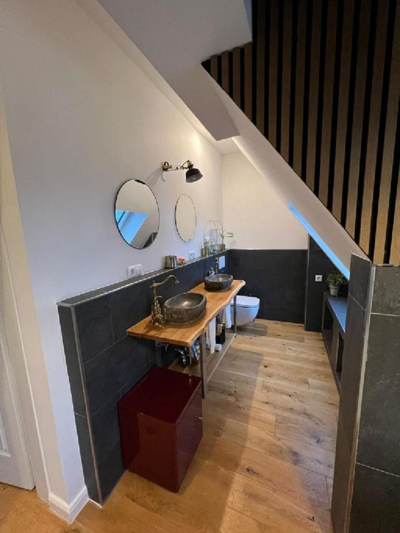 Two-Bedroom Apartment - Photo 34