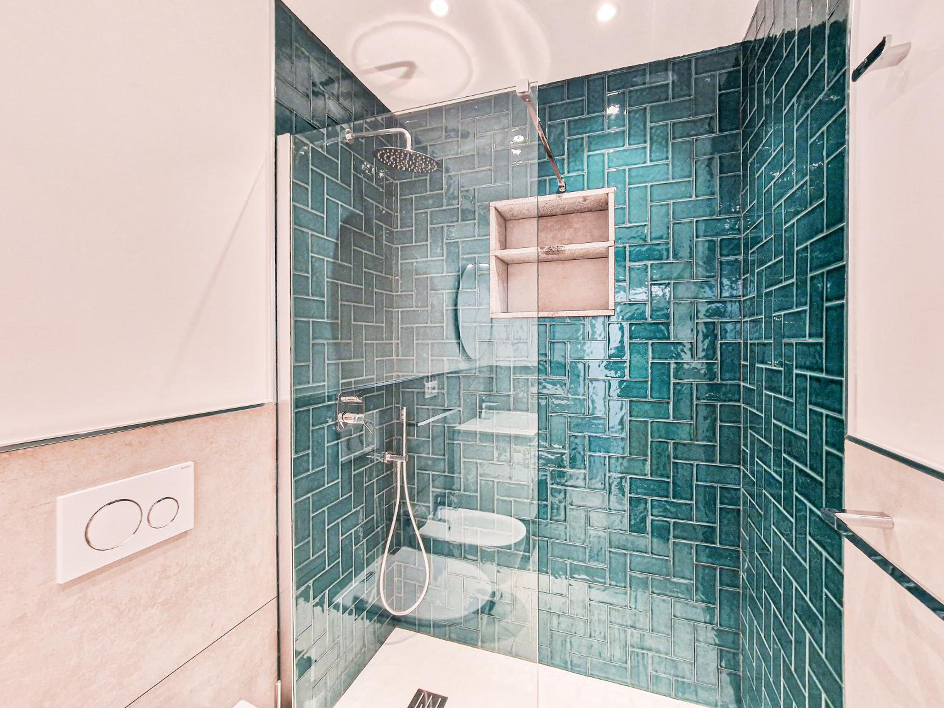 Two-Bedroom Deluxe Apartment with Balcony photo 2