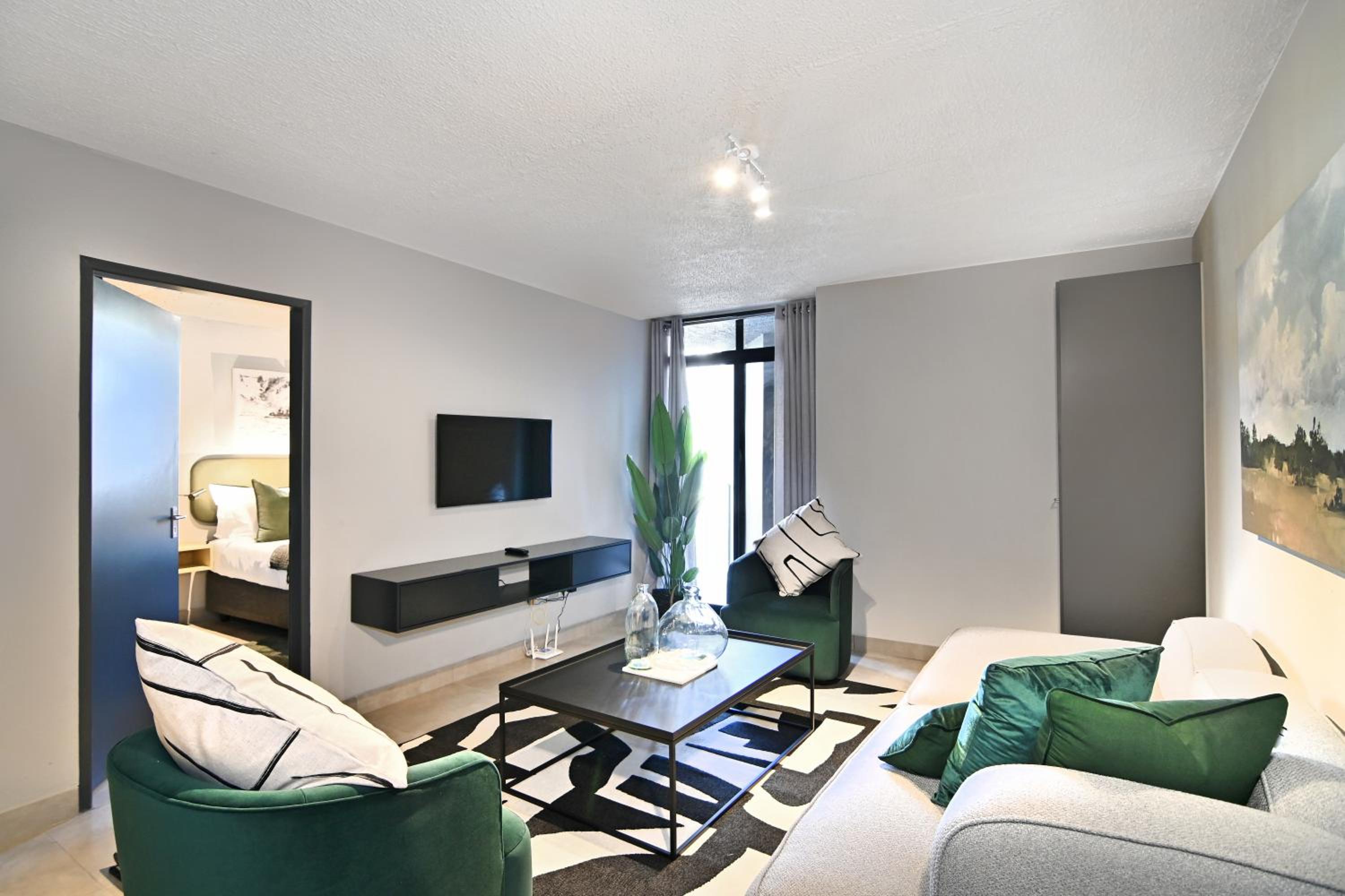 Two-Bedroom Apartment - Photo 5