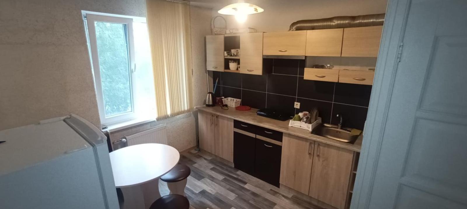 One-Bedroom Apartment - Photo 9