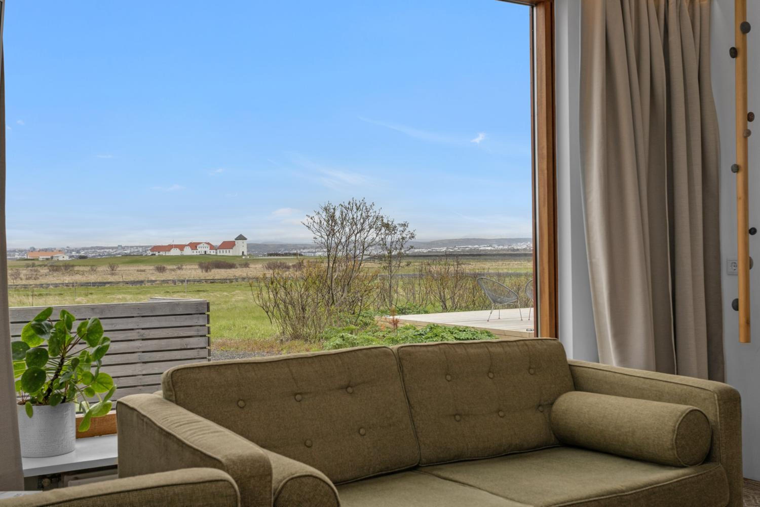 Studio Apartment With Sea View photo 3