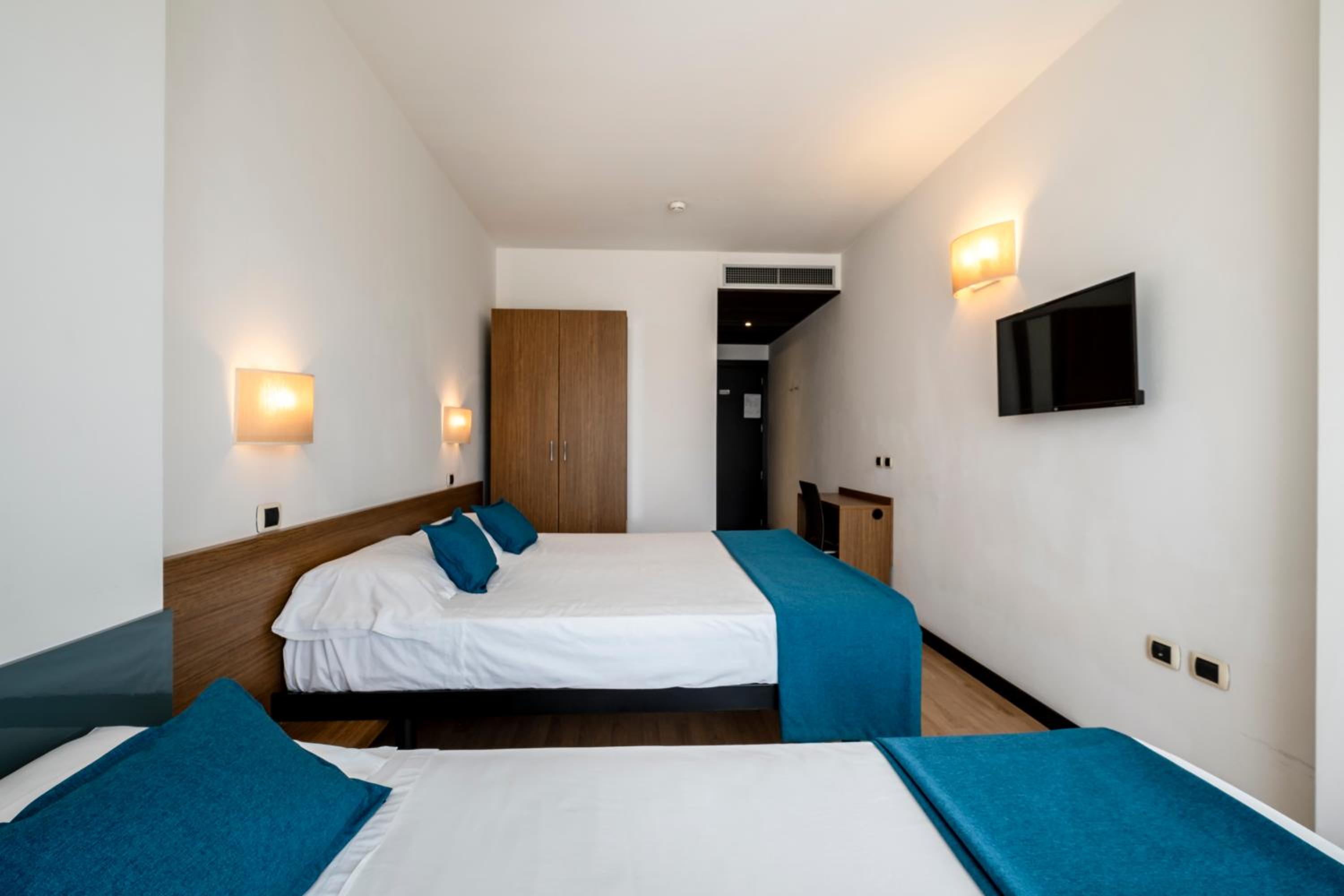 Triple Room - Photo 4
