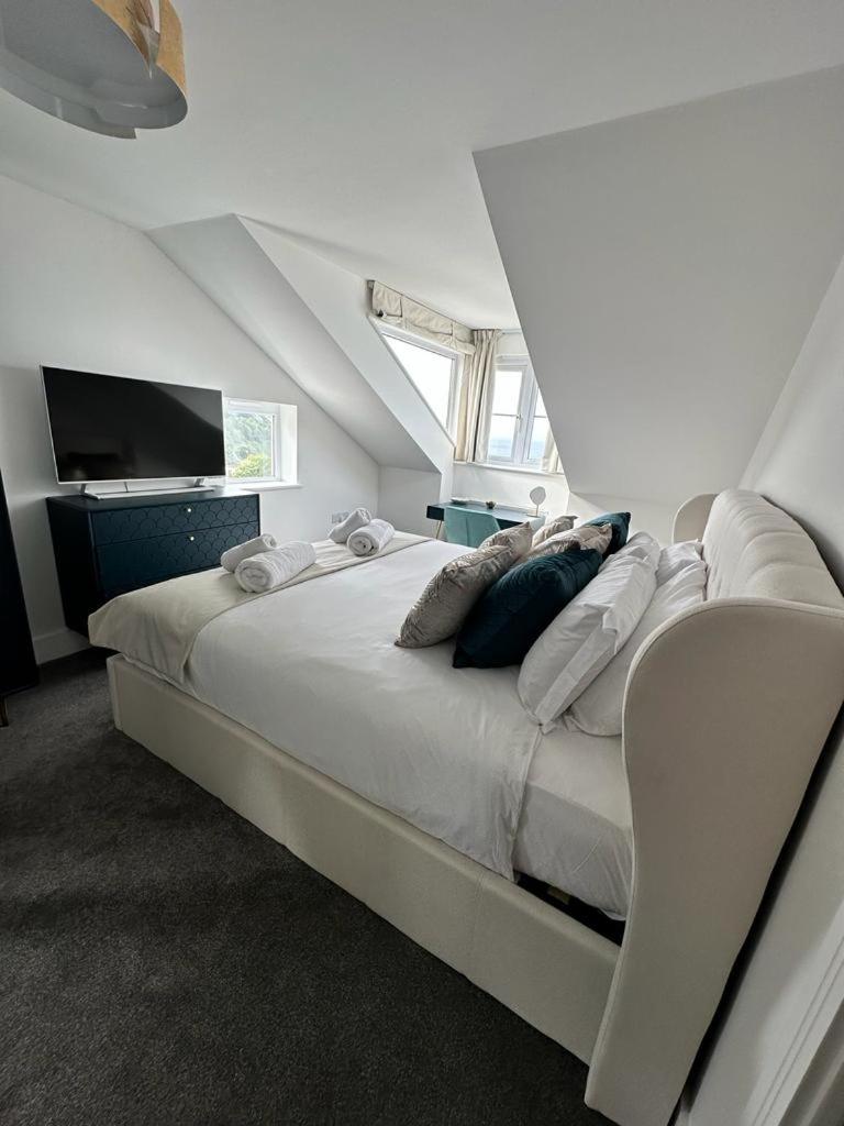 Two-Bedroom Apartment photo 1