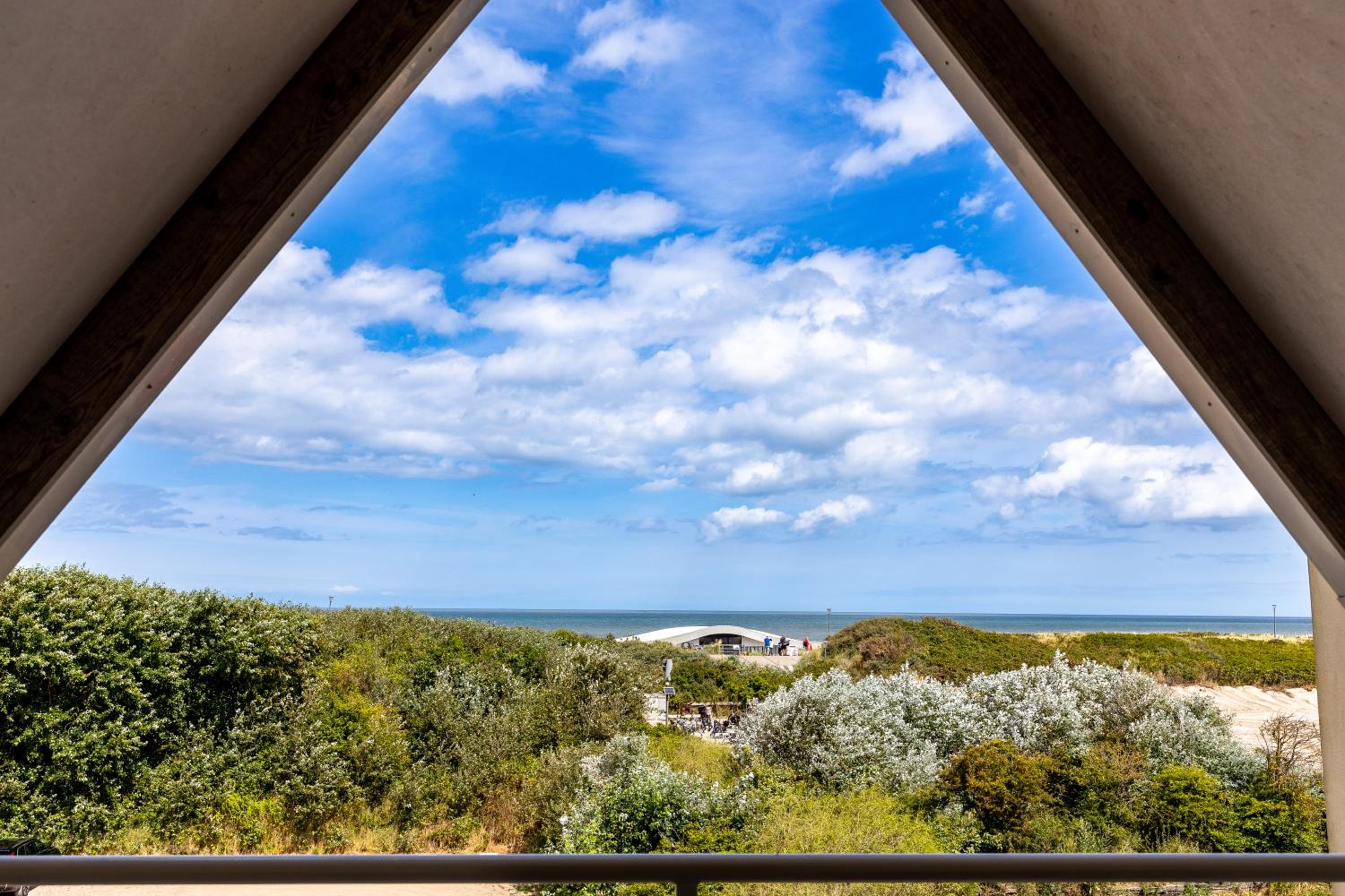 Superior Twin Room with Sea View photo 2