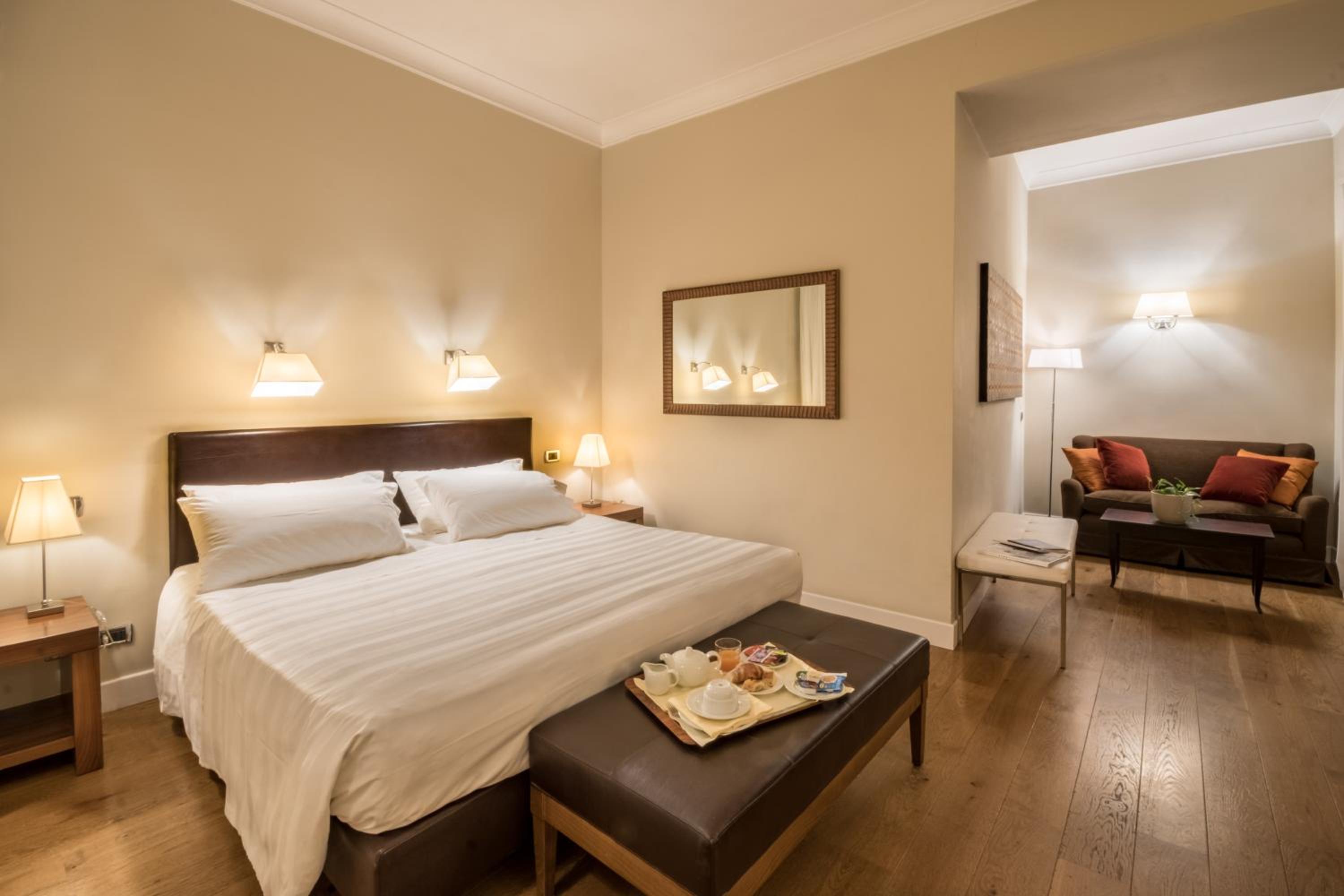 Junior Suite - Photo 1