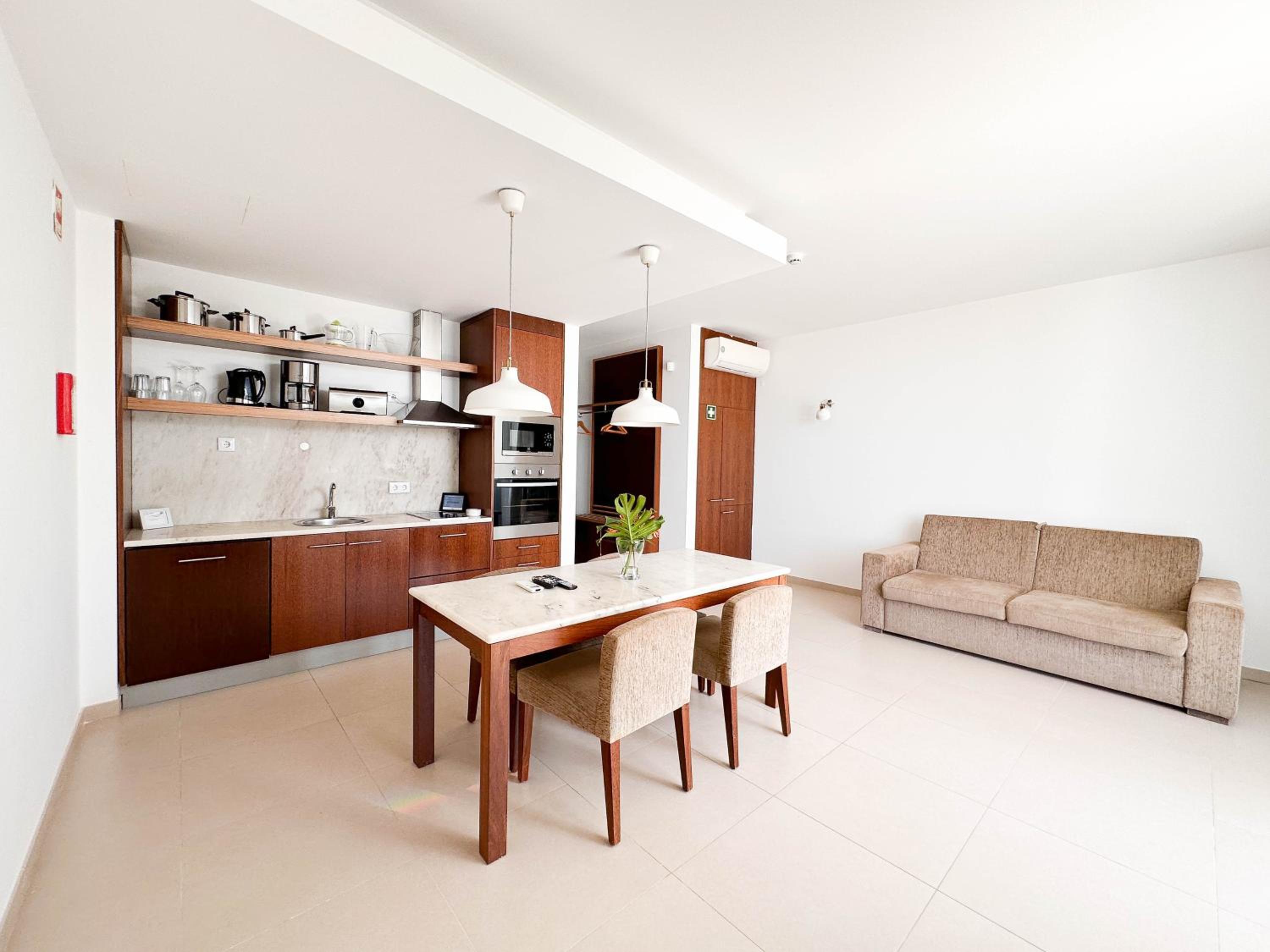 One Bedroom Ocean Villa with Private Pool - Photo 2