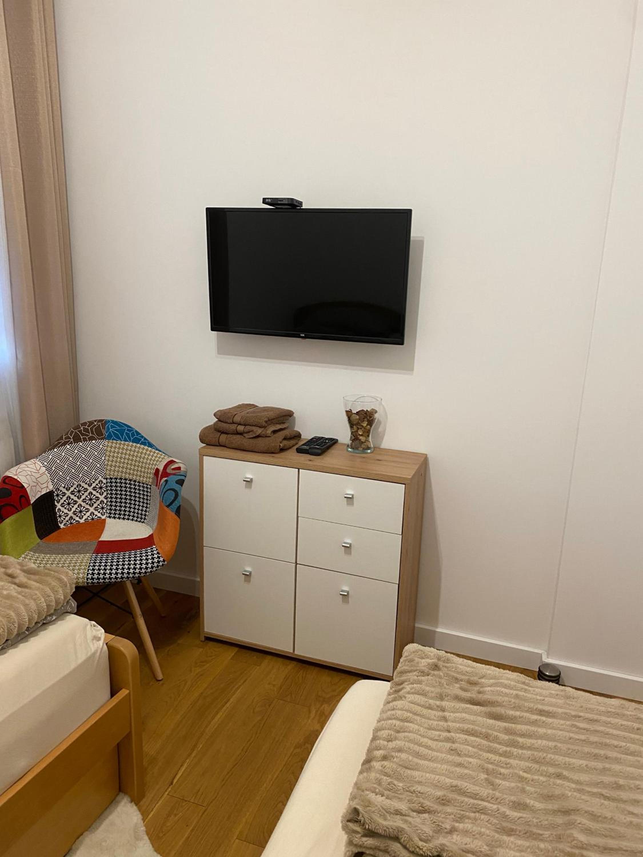 Two-Bedroom Apartment - Photo 13