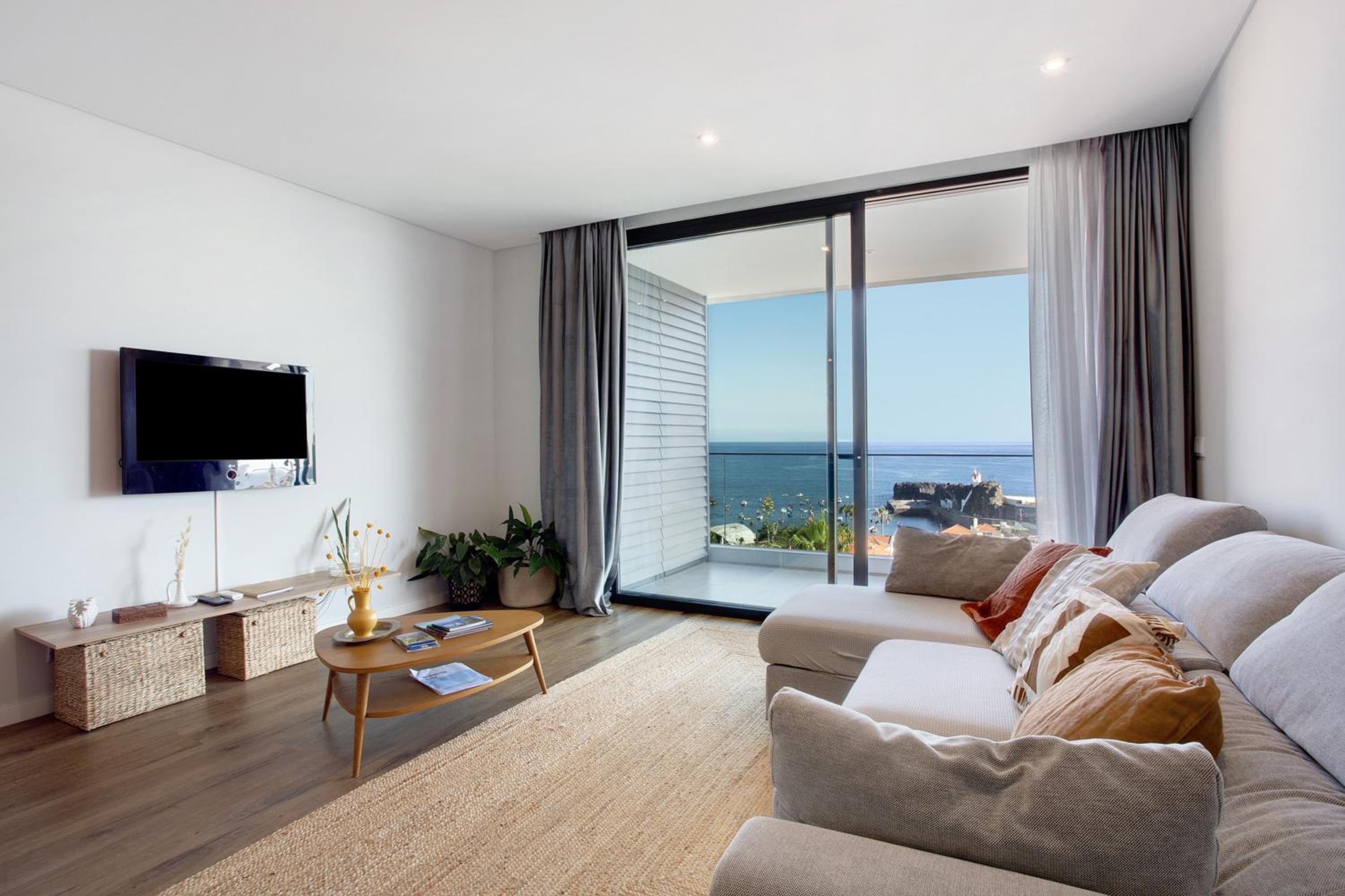 Two-Bedroom Deluxe Apartment with Ocean View