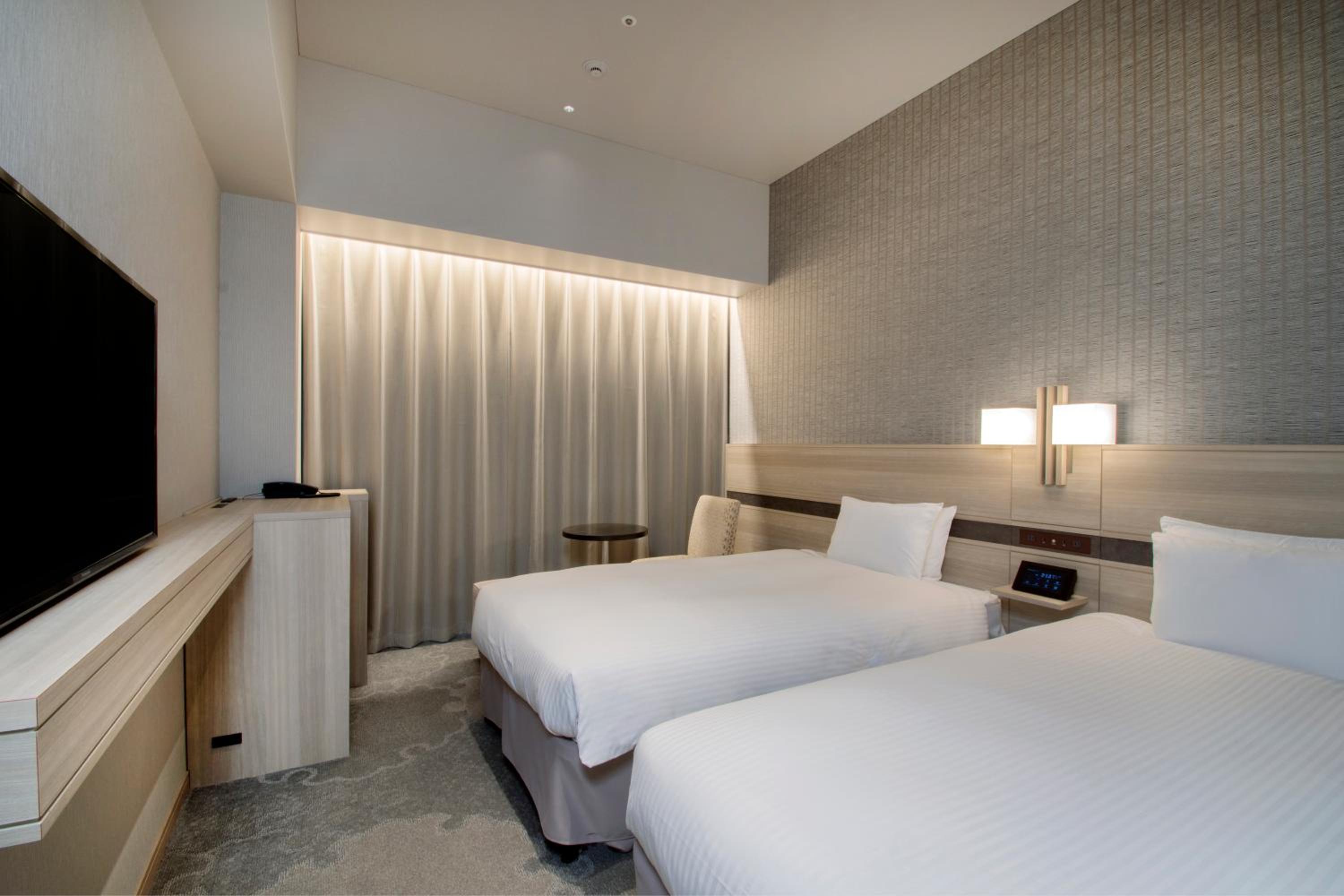 Standard Twin Room - Non-Smoking - Photo 2