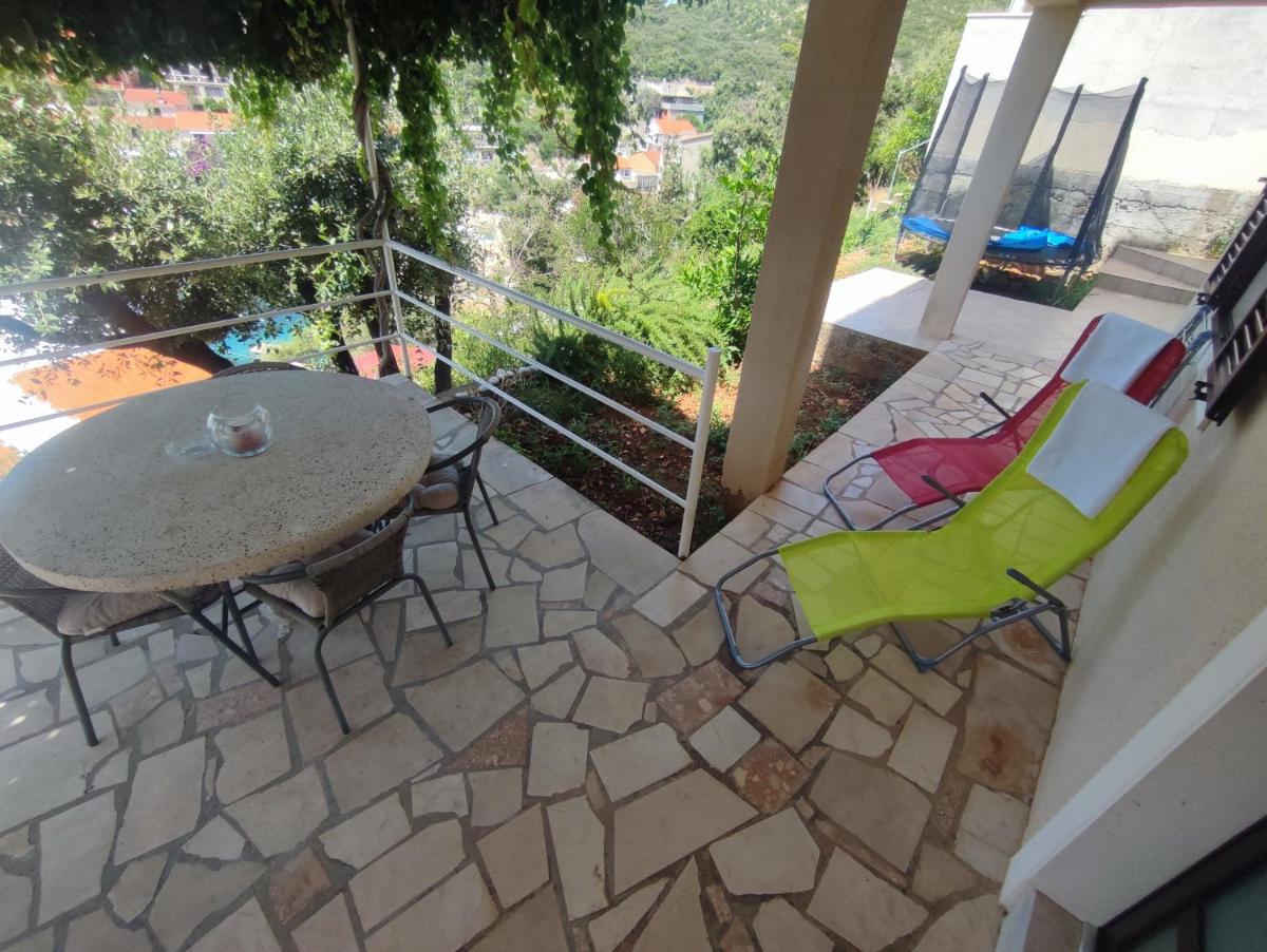 One-Bedroom Apartment with Sea View (2 Adults) photo 2