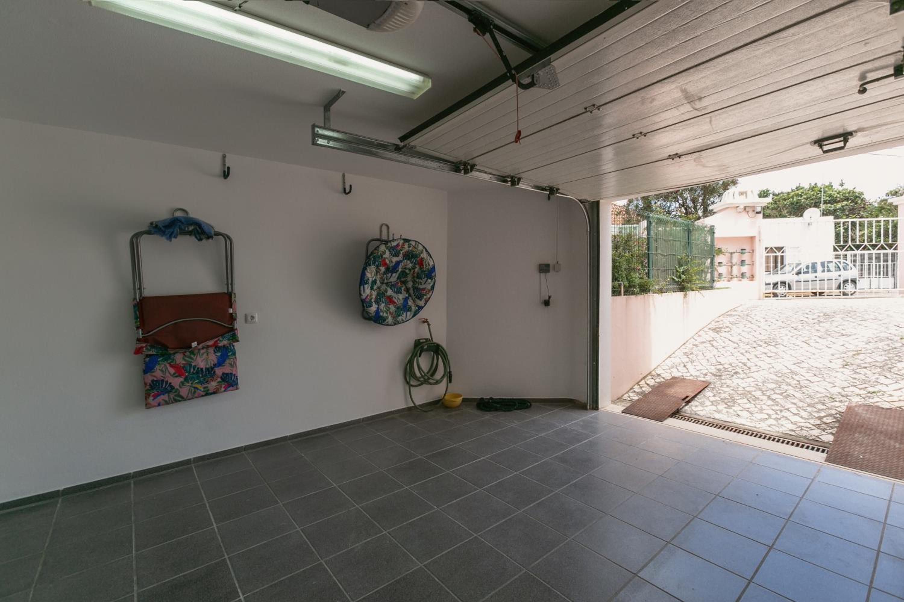 Three-Bedroom Villa photo 2