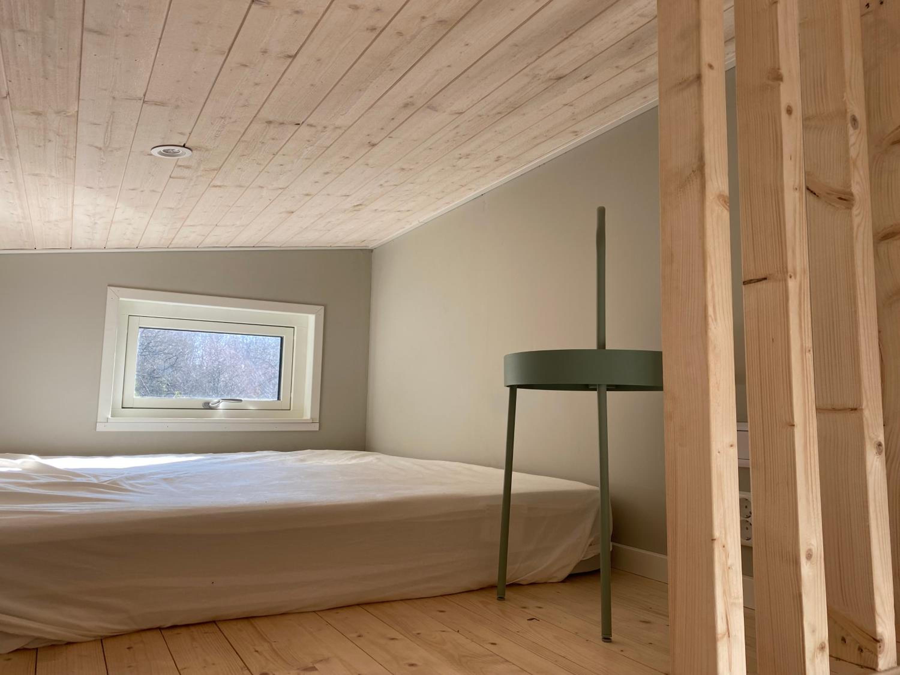 One-Bedroom House photo 1