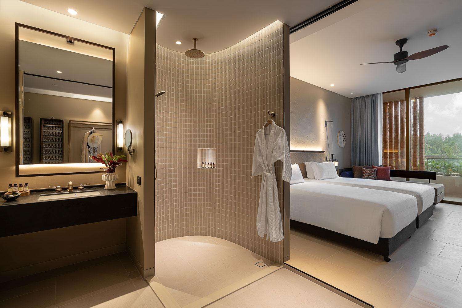 Deluxe King or Twin Room - Photo 4