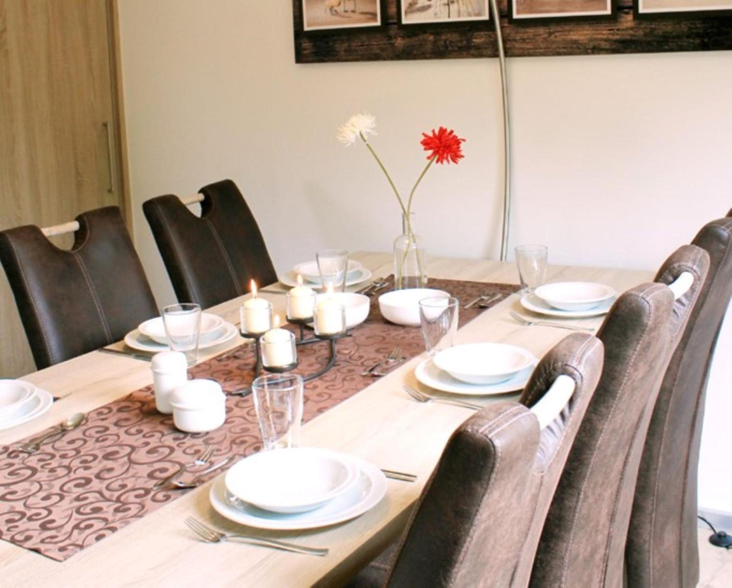 Apartment with Balcony - Photo 11