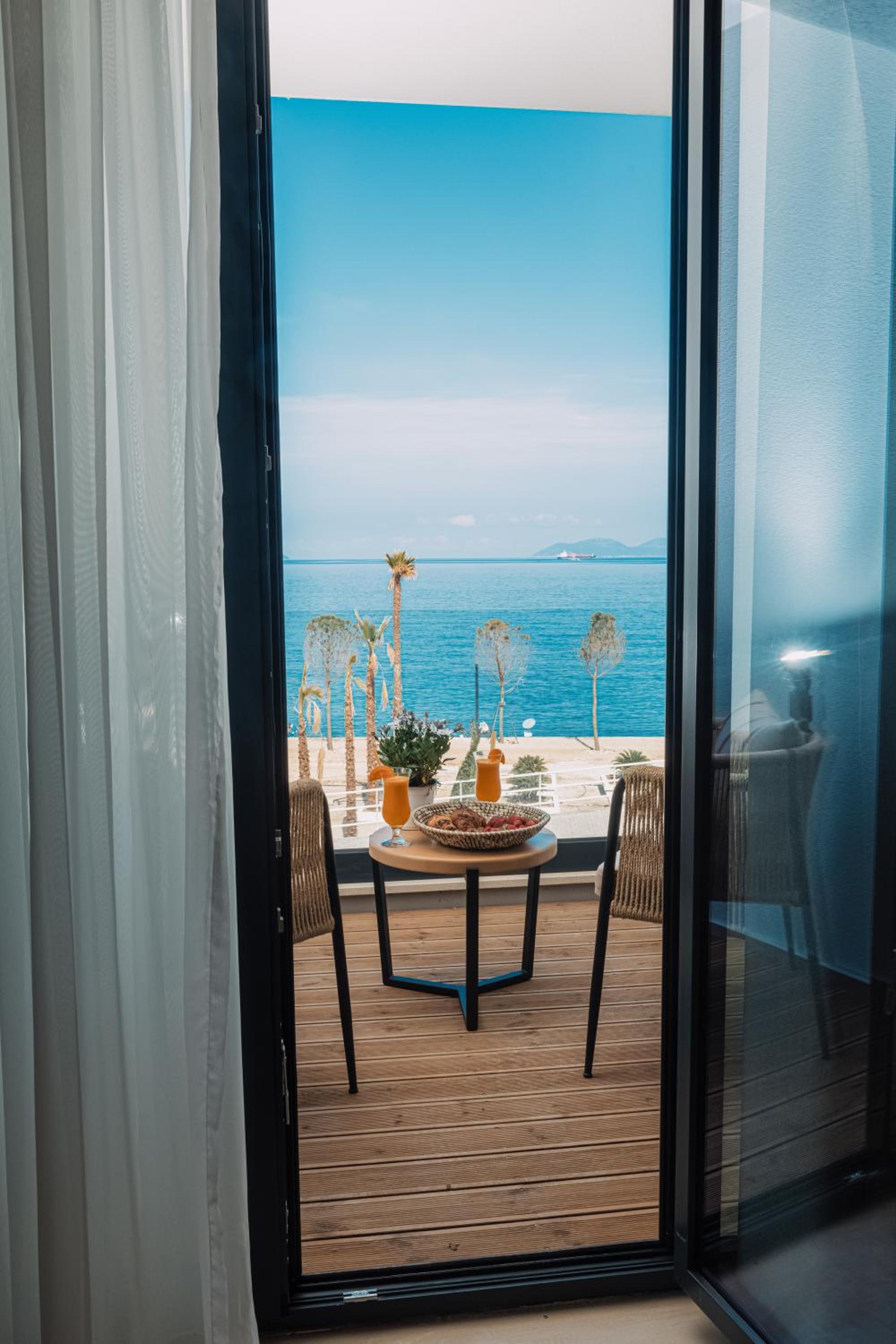 Apartment with Sea View