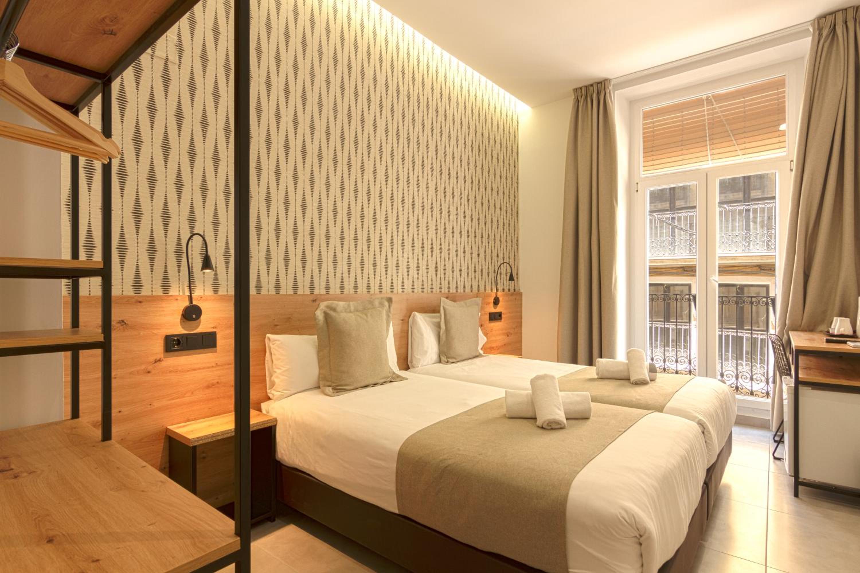 Superior Double or Twin Room - Photo 1