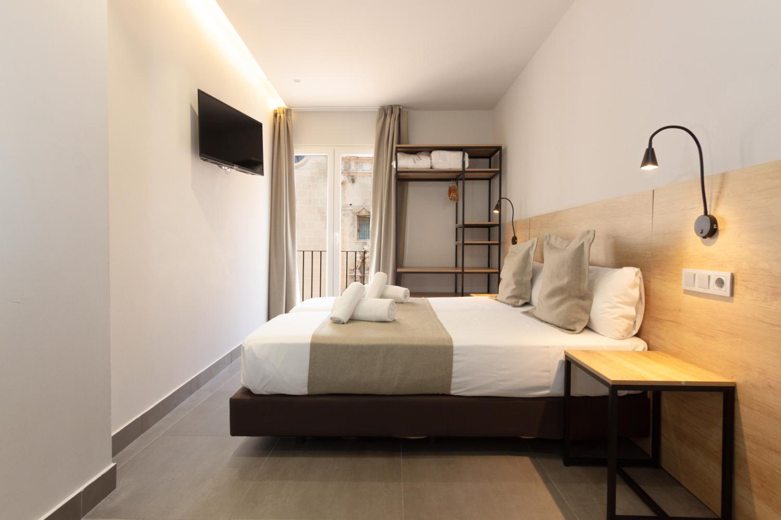 Superior Triple Room - Photo 11