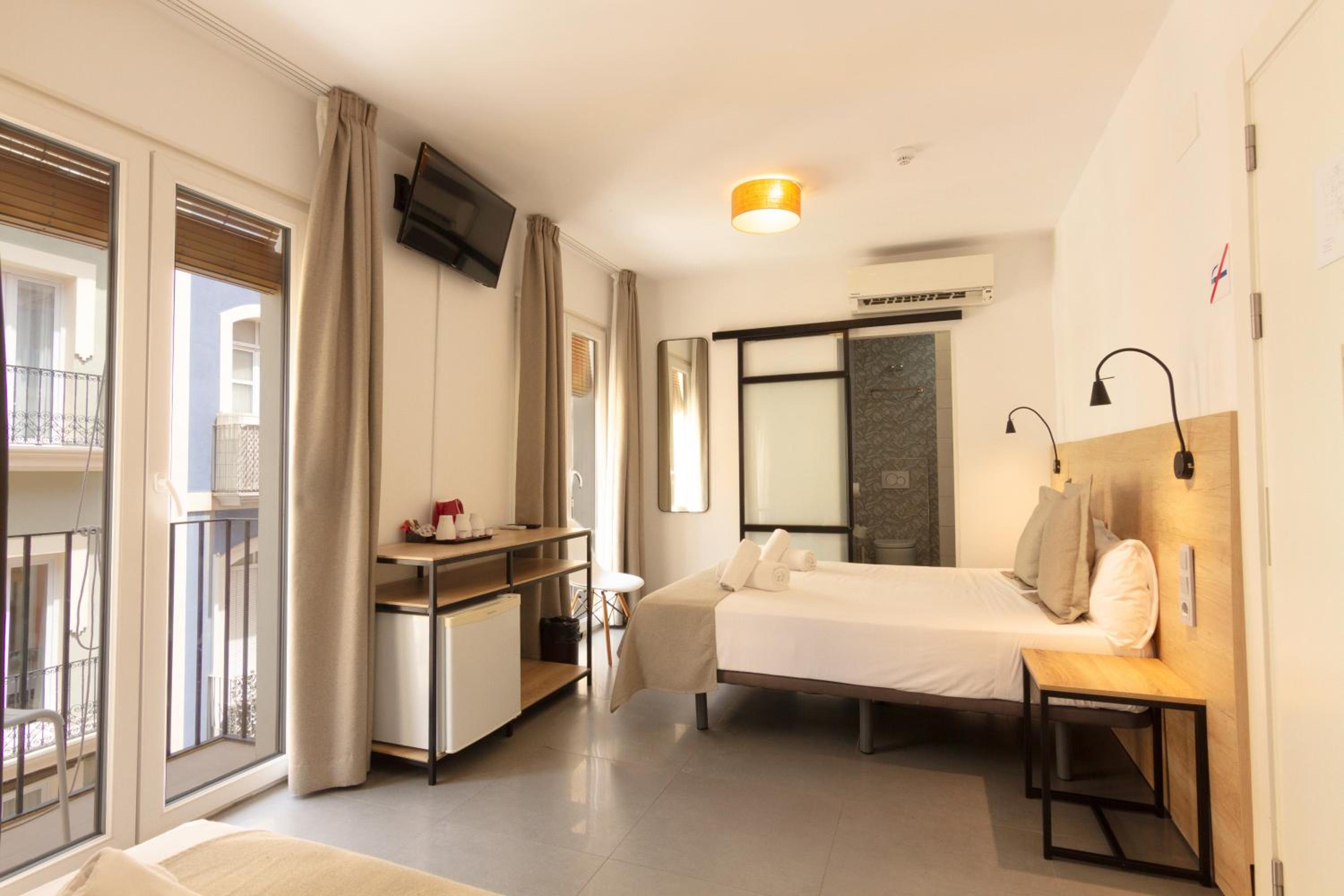 Superior Triple Room - Photo 5