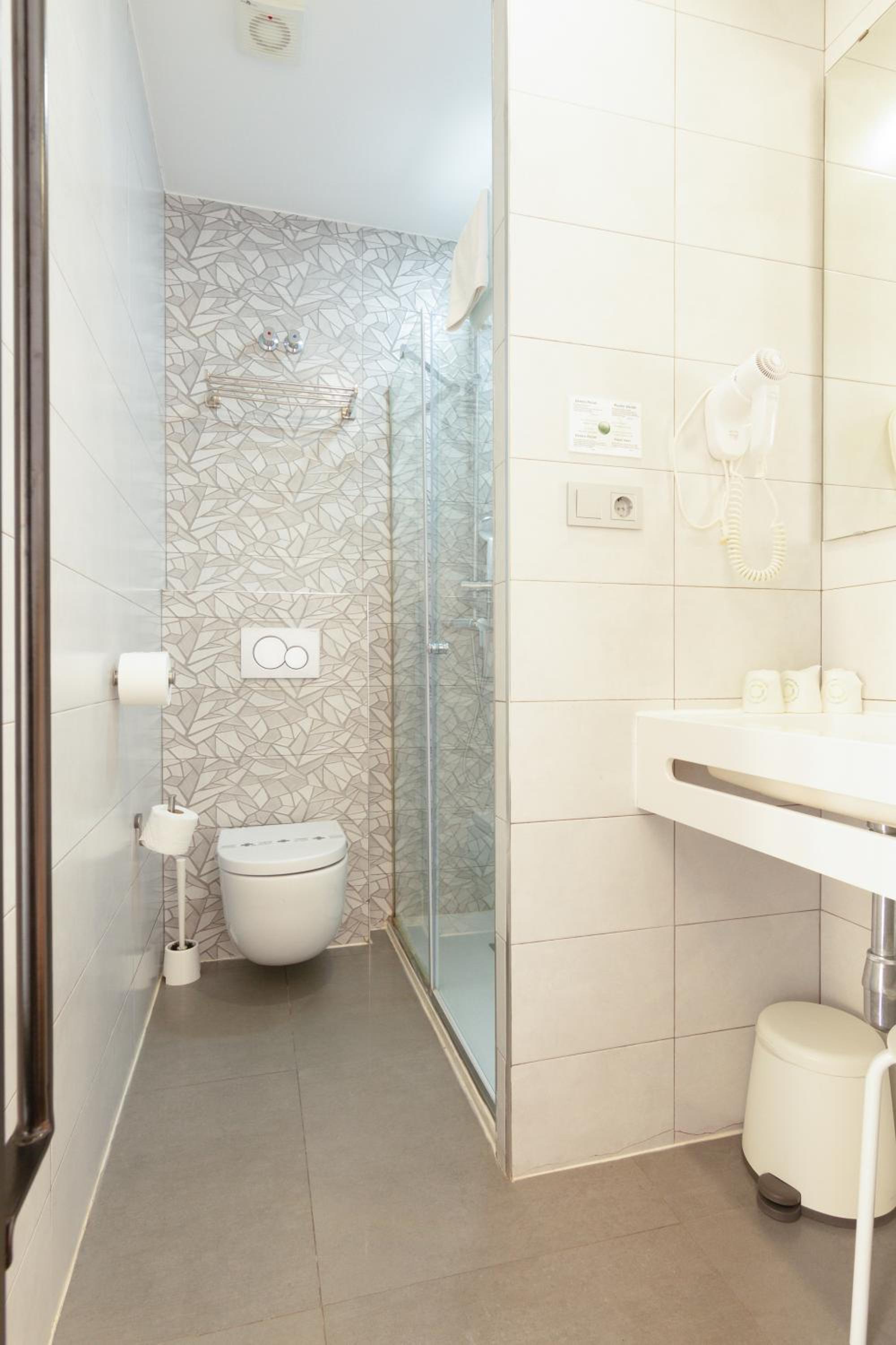Superior Triple Room - Photo 6