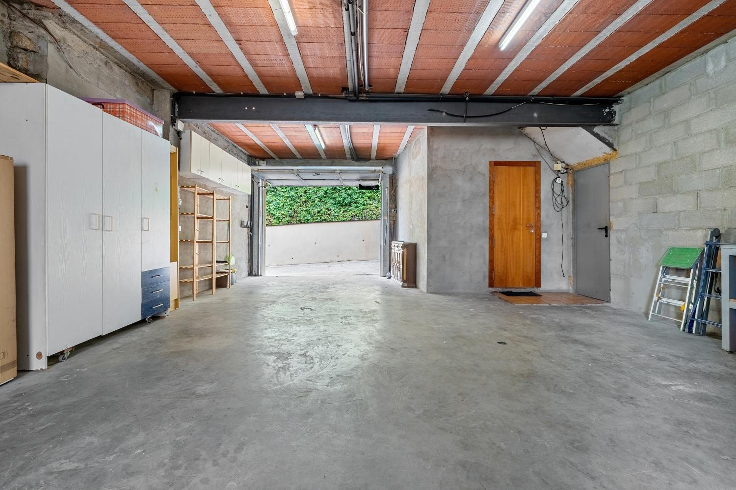Three-Bedroom House photo 3