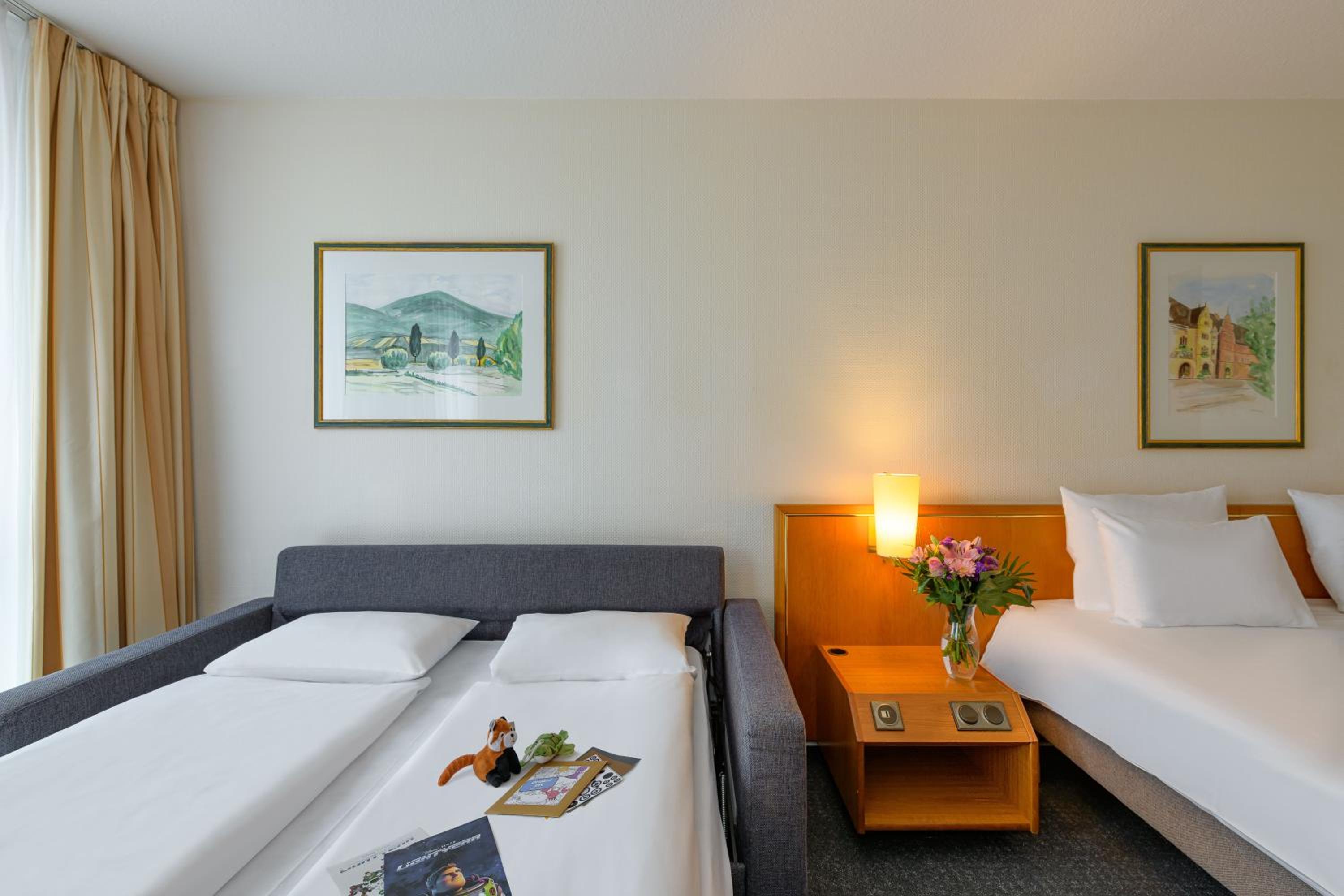 Superior Double Room with Sofa Bed - Photo 7