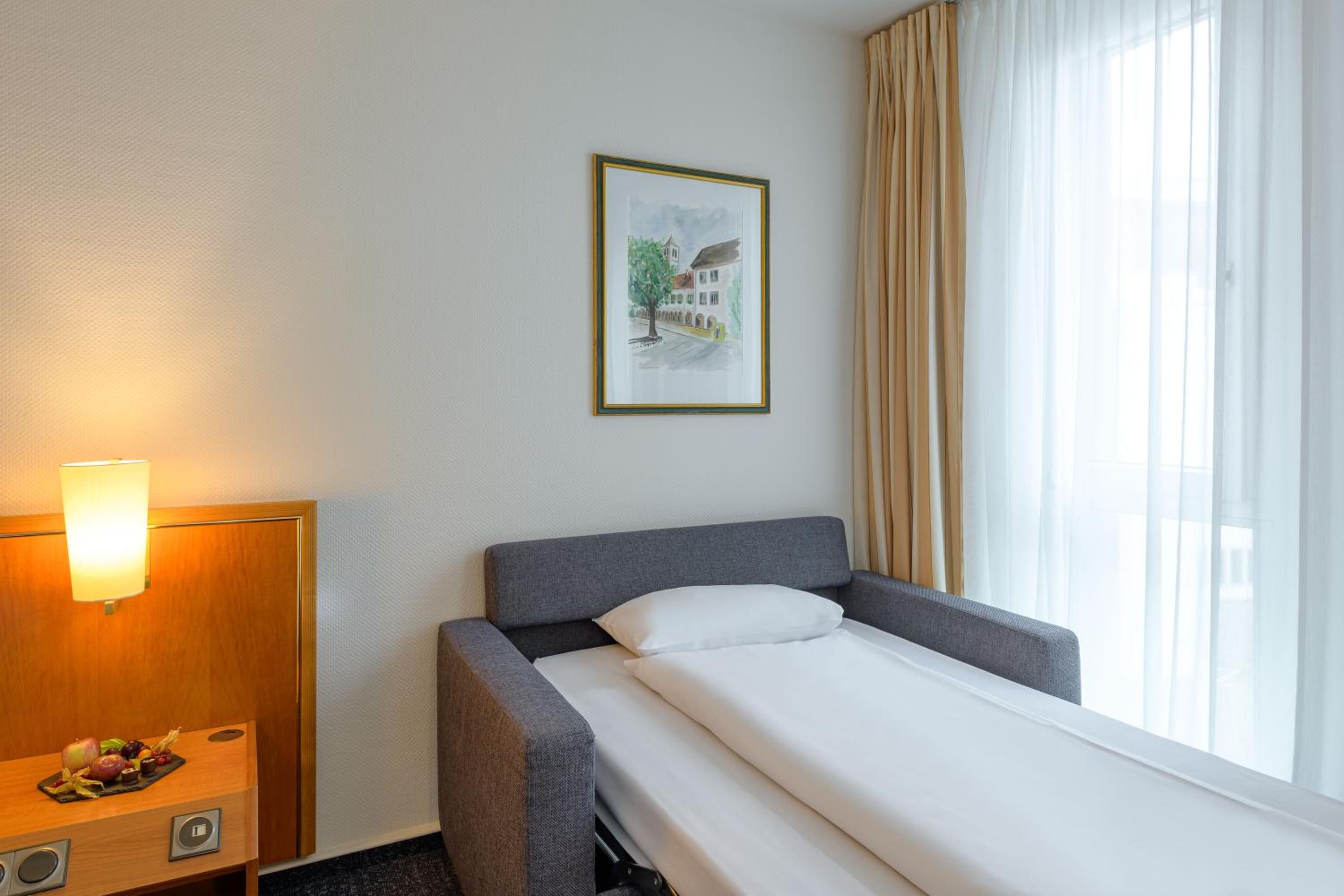 Standard Double Room with Sofa Bed - Photo 4
