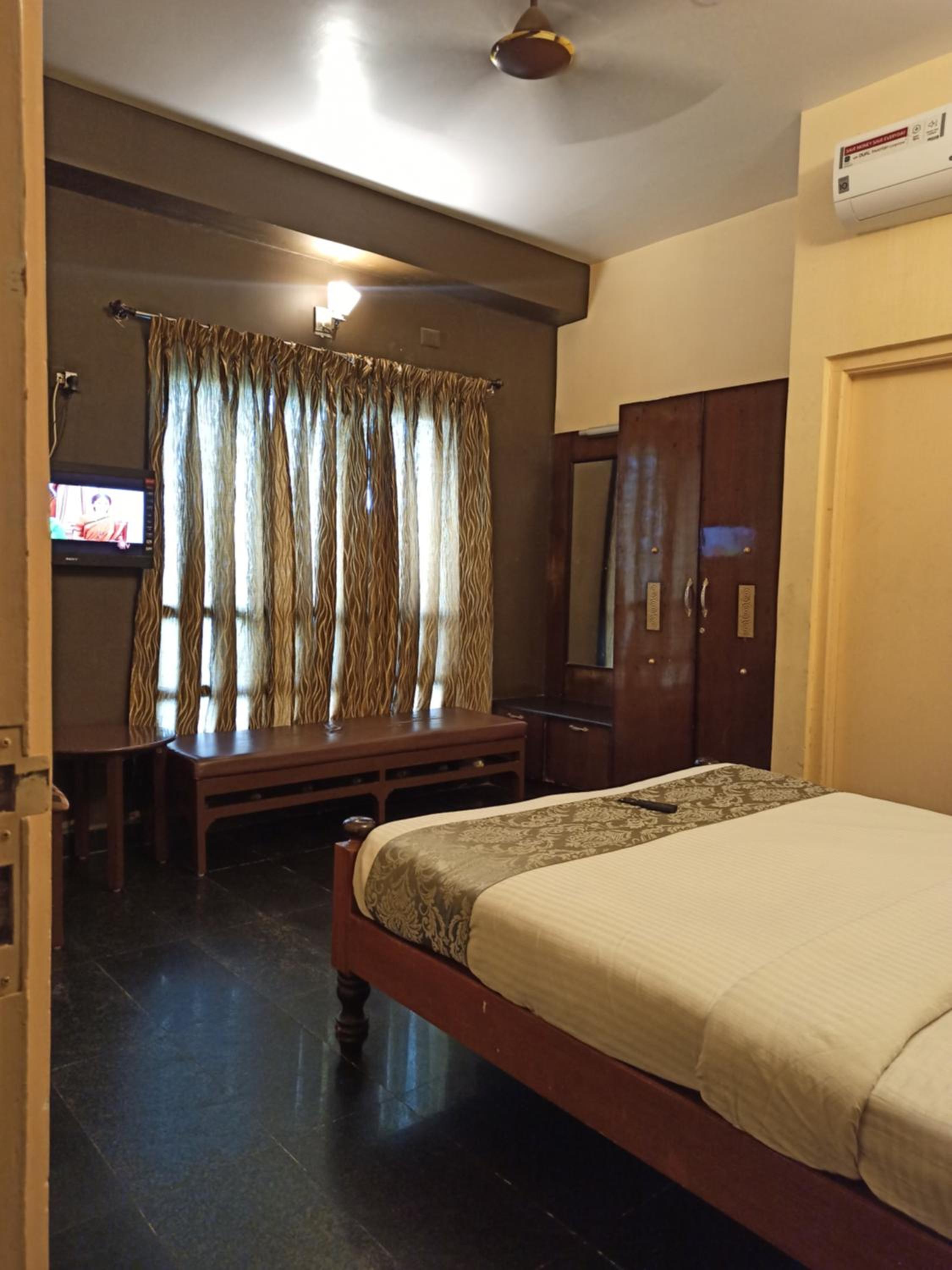 Deluxe Double Room - Photo 3