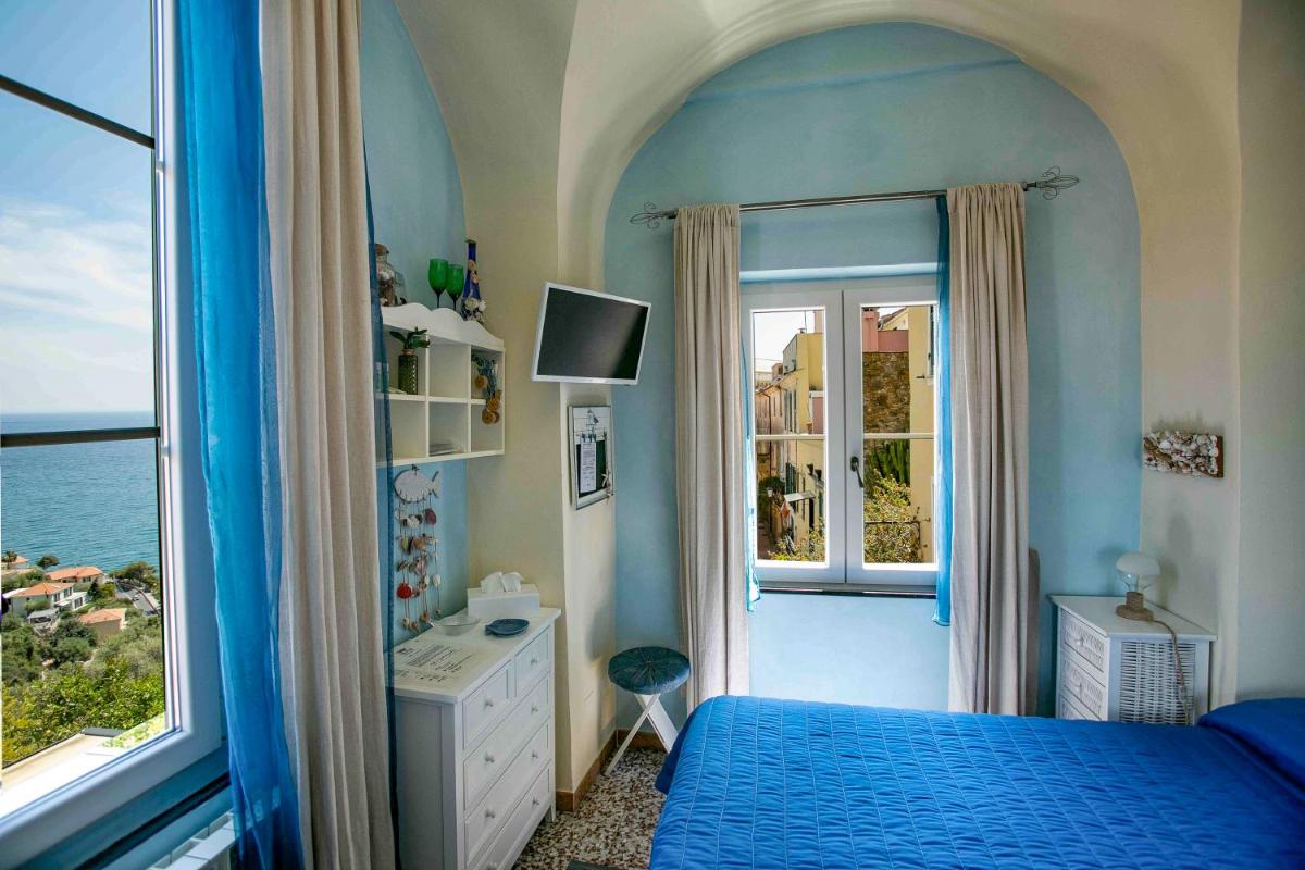 Double Room with Sea View photo 1