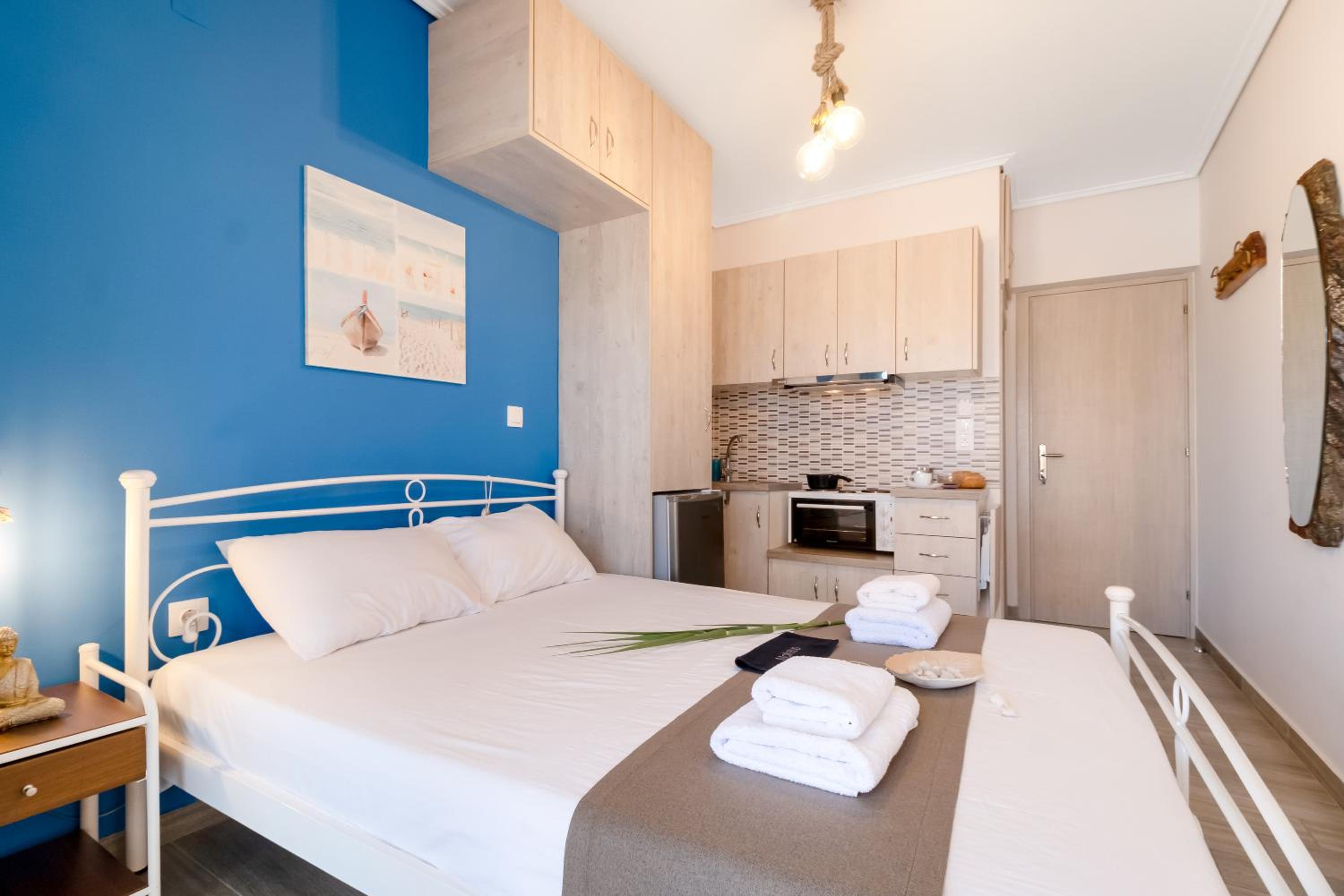Superior One-Bedroom Apartment With Balcony photo 1