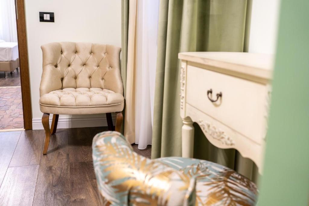 Deluxe Double Room - Photo 6