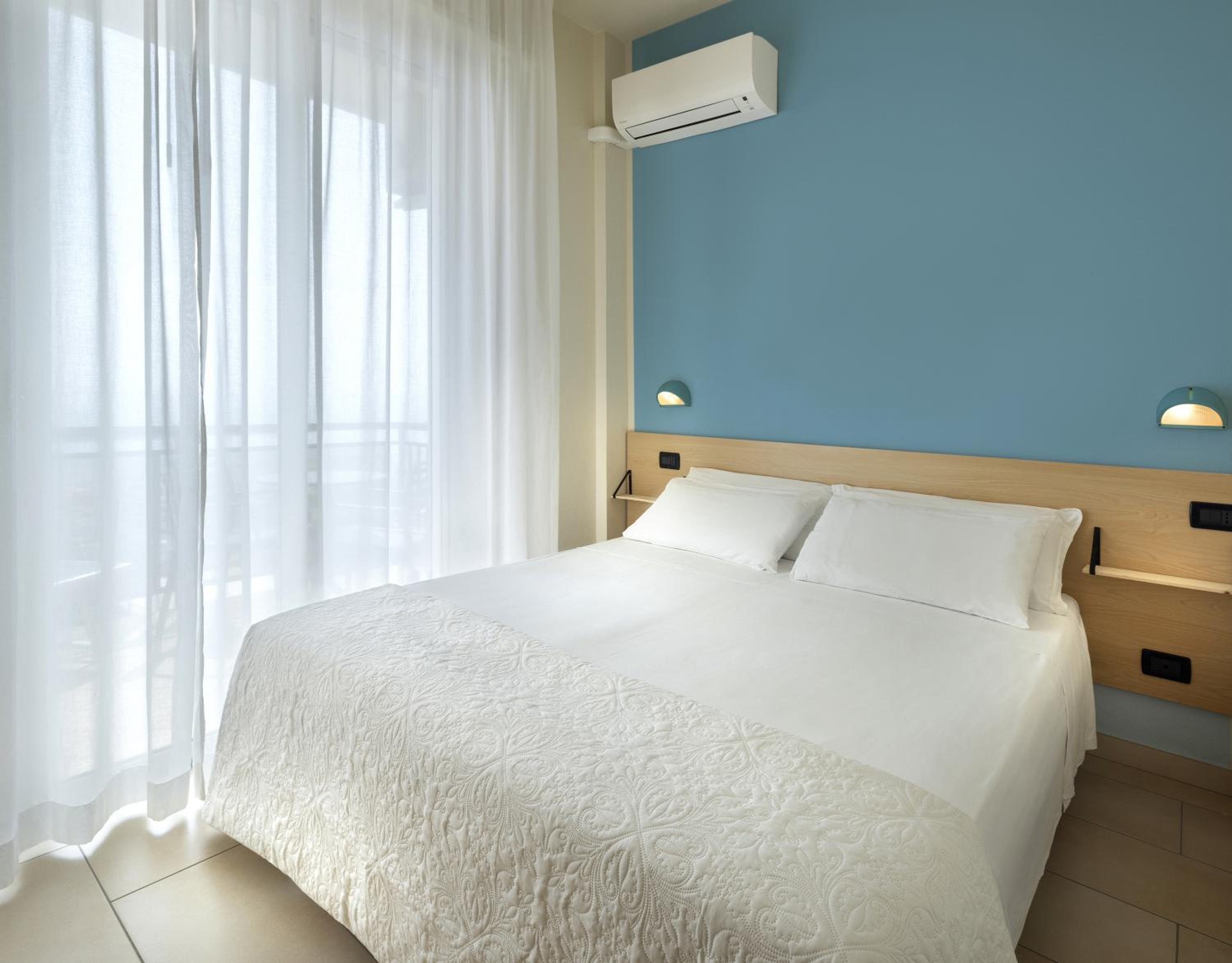 Classic Double Room with Sea View photo 3